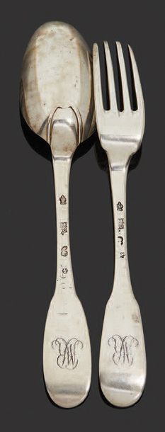 Null Silver cutlery, single flat model.
Narbonne 1747-1748.
Master goldsmith: Je&hellip;
