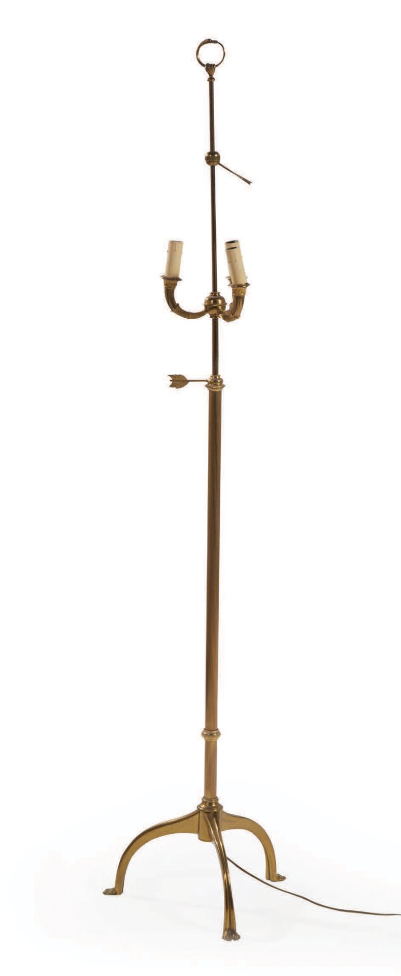 Maison JANSEN 镀金黄铜落地灯，可调节凹槽圆柱形轴，置于三脚架底座上
，签名：
高：188厘米