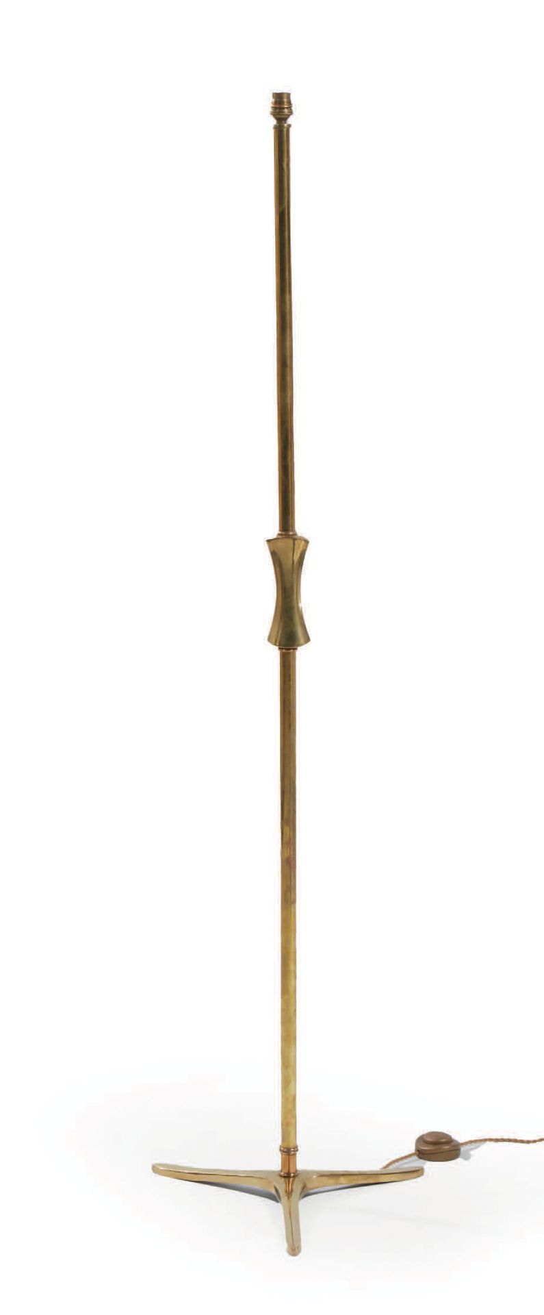 SCARPA, ATTRIBUÉ À Lampadaire en bronze doré verni
H : 149 cm