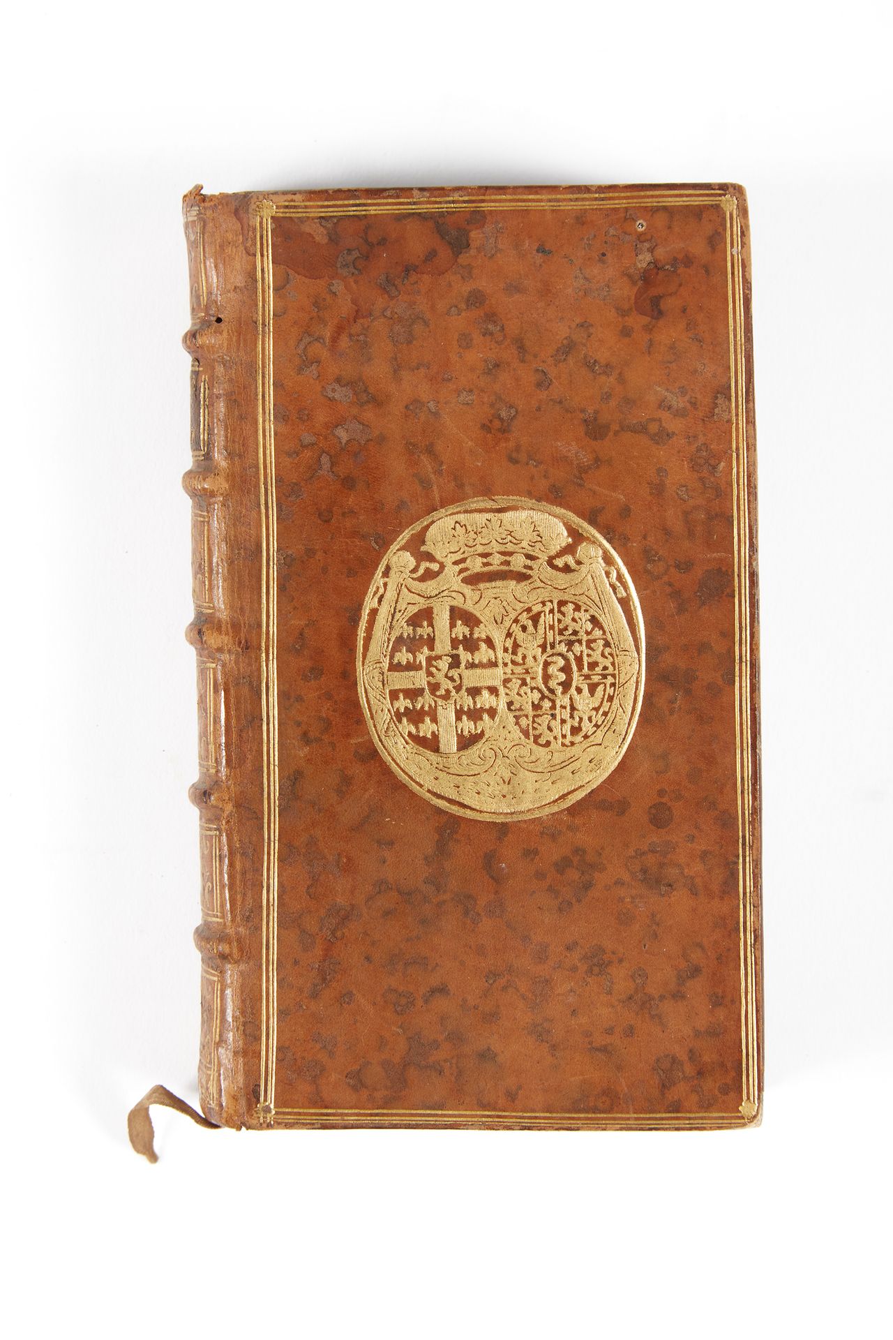 PRADON, Nicolas. Les Oeuvres de Mr Pradon.巴黎，皮埃尔-里布，1700年。 1卷，12页。当代大理石黄褐色小牛皮，木板&hellip;