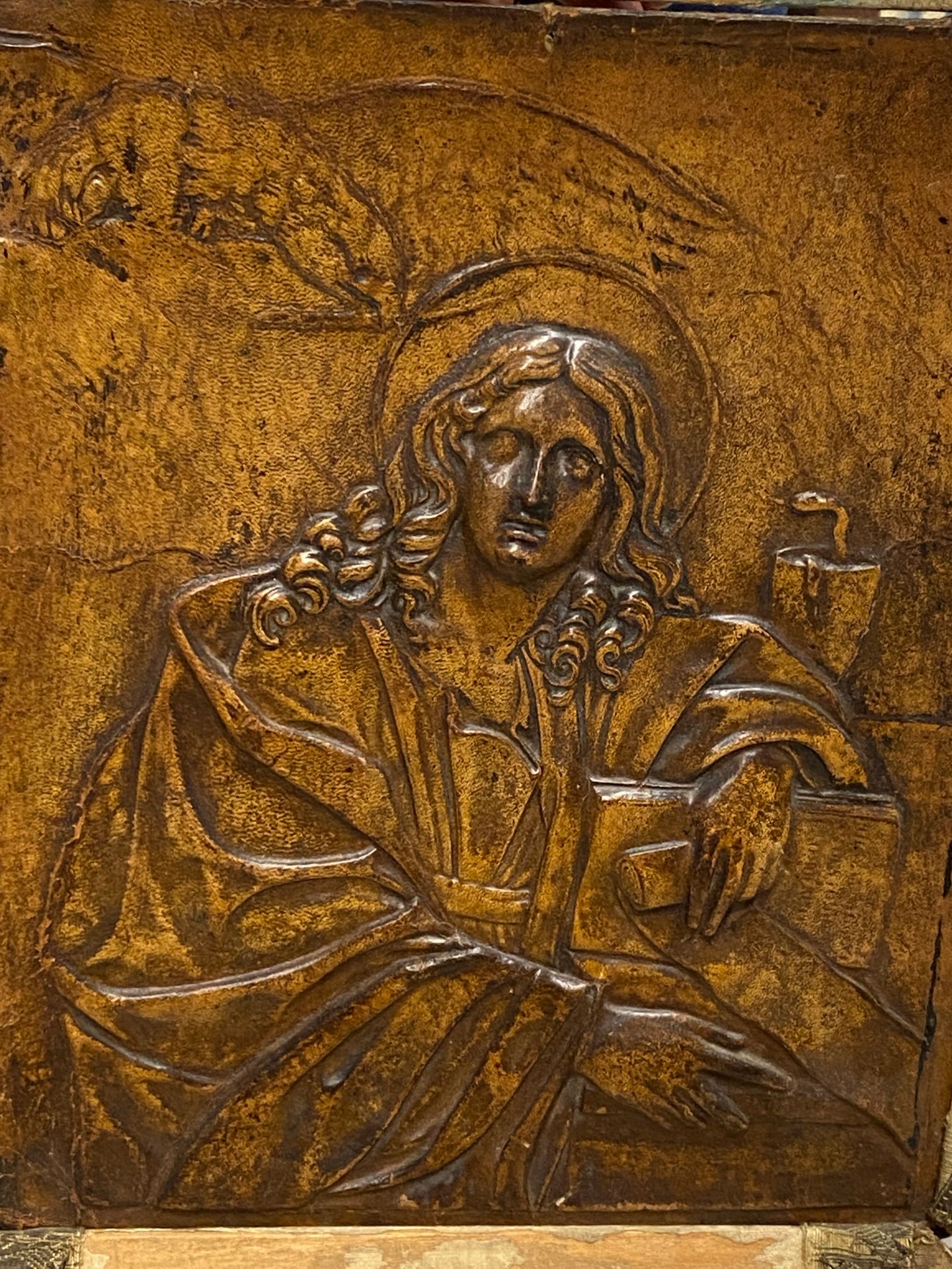 Null Travail vers 1900,

Christ

Cuir repoussé

Circa 1900

34 x 27 cm (à vue)