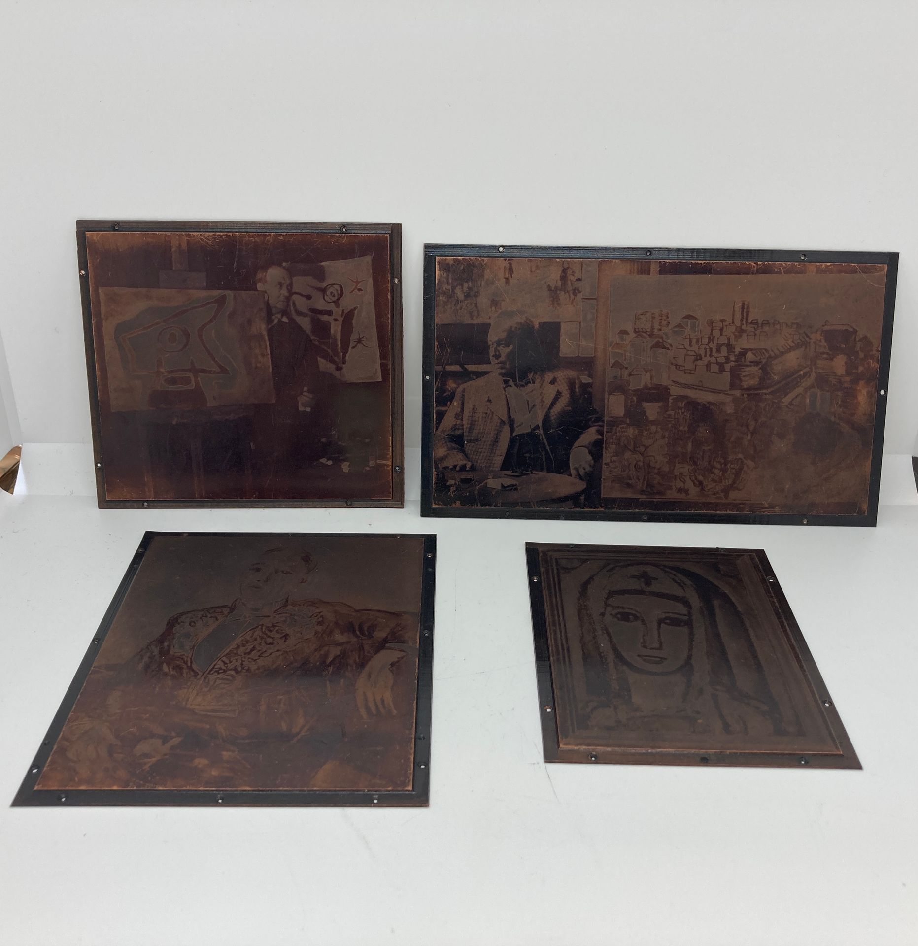 Null Ensemble de 4 plaques d'impression en cuivre représentant le peintre MIRO a&hellip;