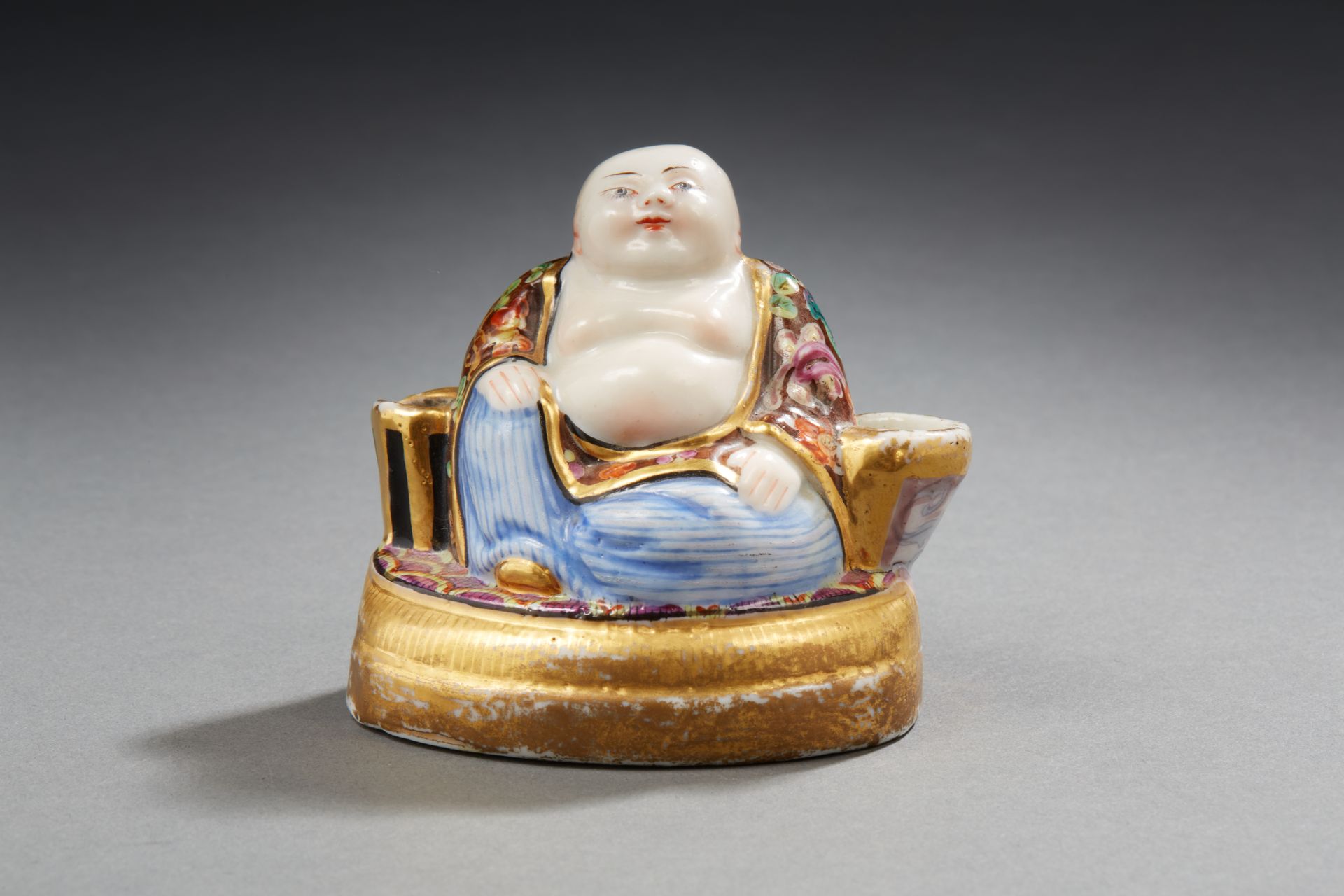Null CHINA OR FRANCE


Porcelain brush holder featuring a pot-bellied Buddha.


&hellip;
