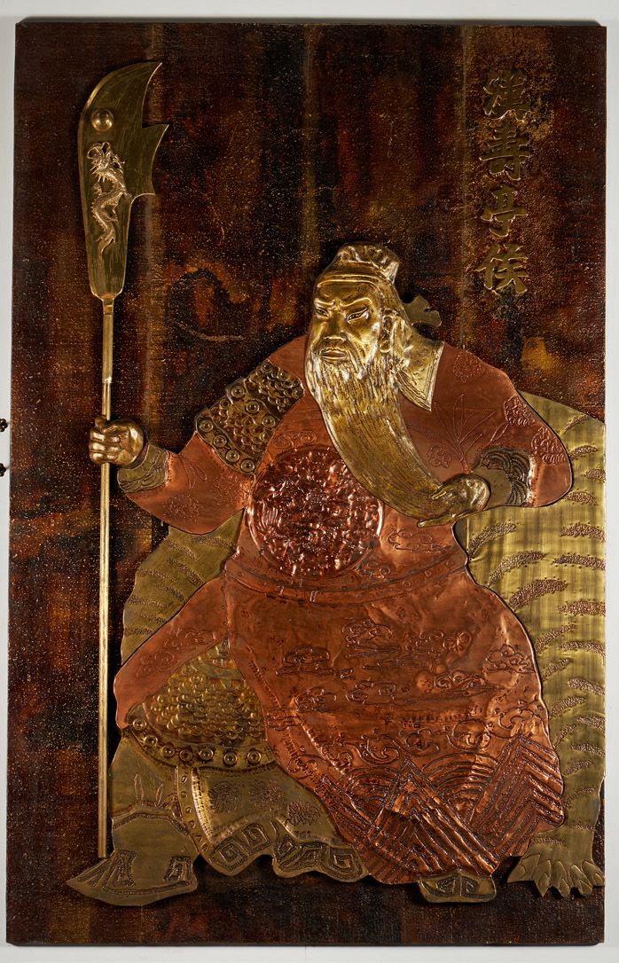 CHINE Large panel showing a seated man in arms holding a spear in low relief.
Si&hellip;