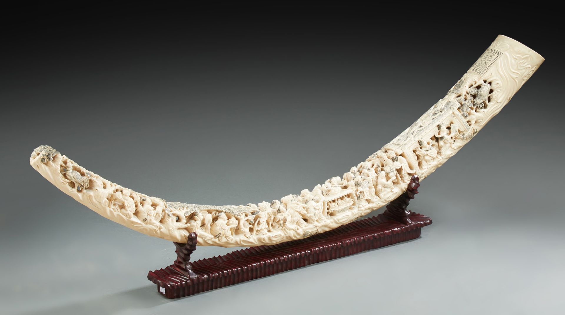 JAPON Important elephant ivory carved with many characters with phoenix, pine tr&hellip;