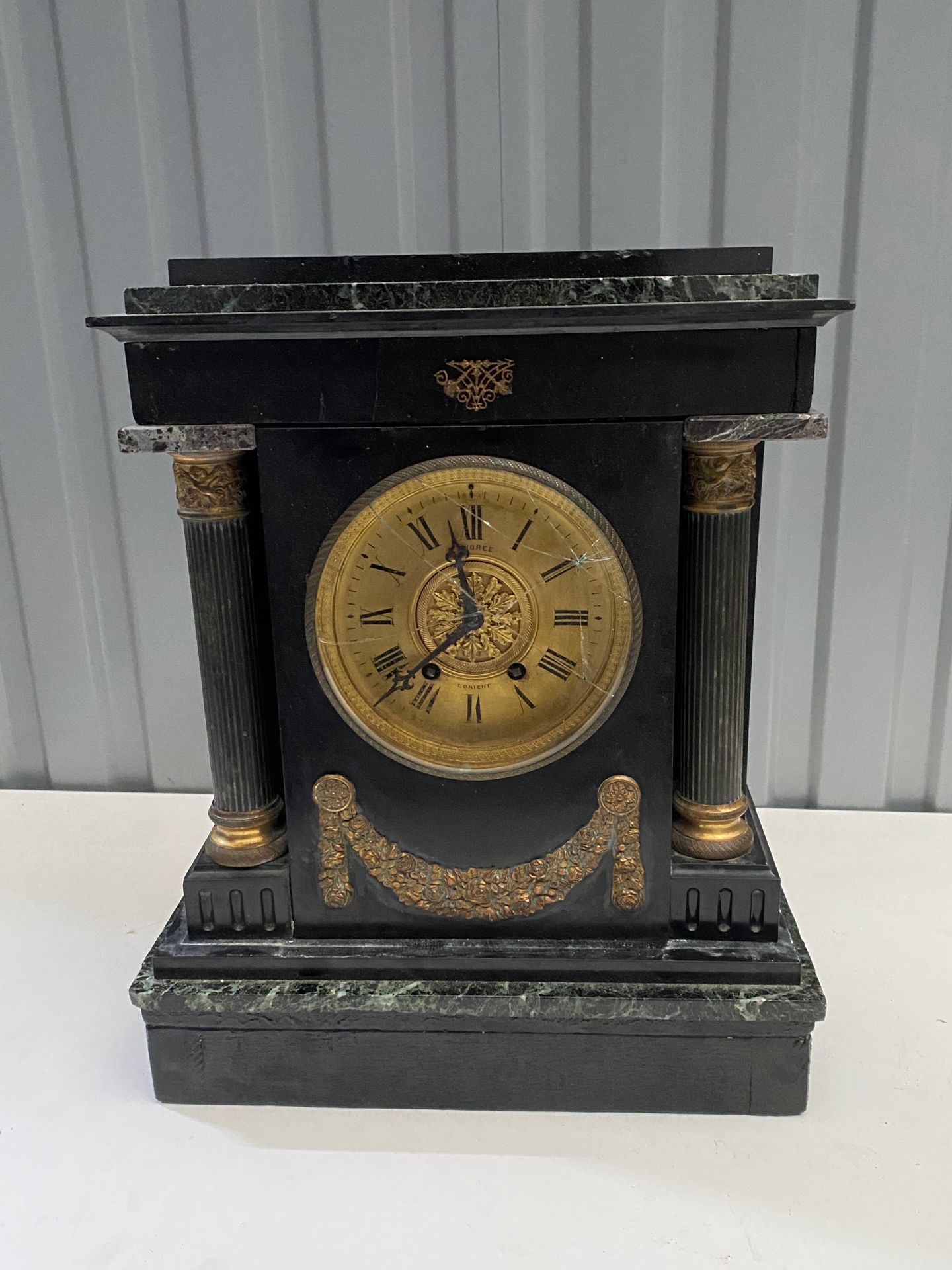 Null Important black marble and green stone terminal clock with detached columns&hellip;