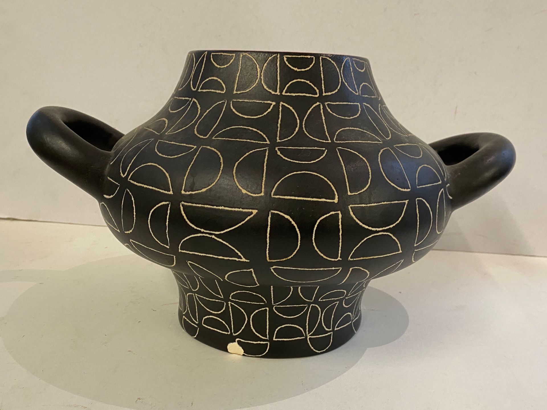 Null Jean de Lespinasse (1896-1969)

Vase à anses en céramique émaillée à décor &hellip;