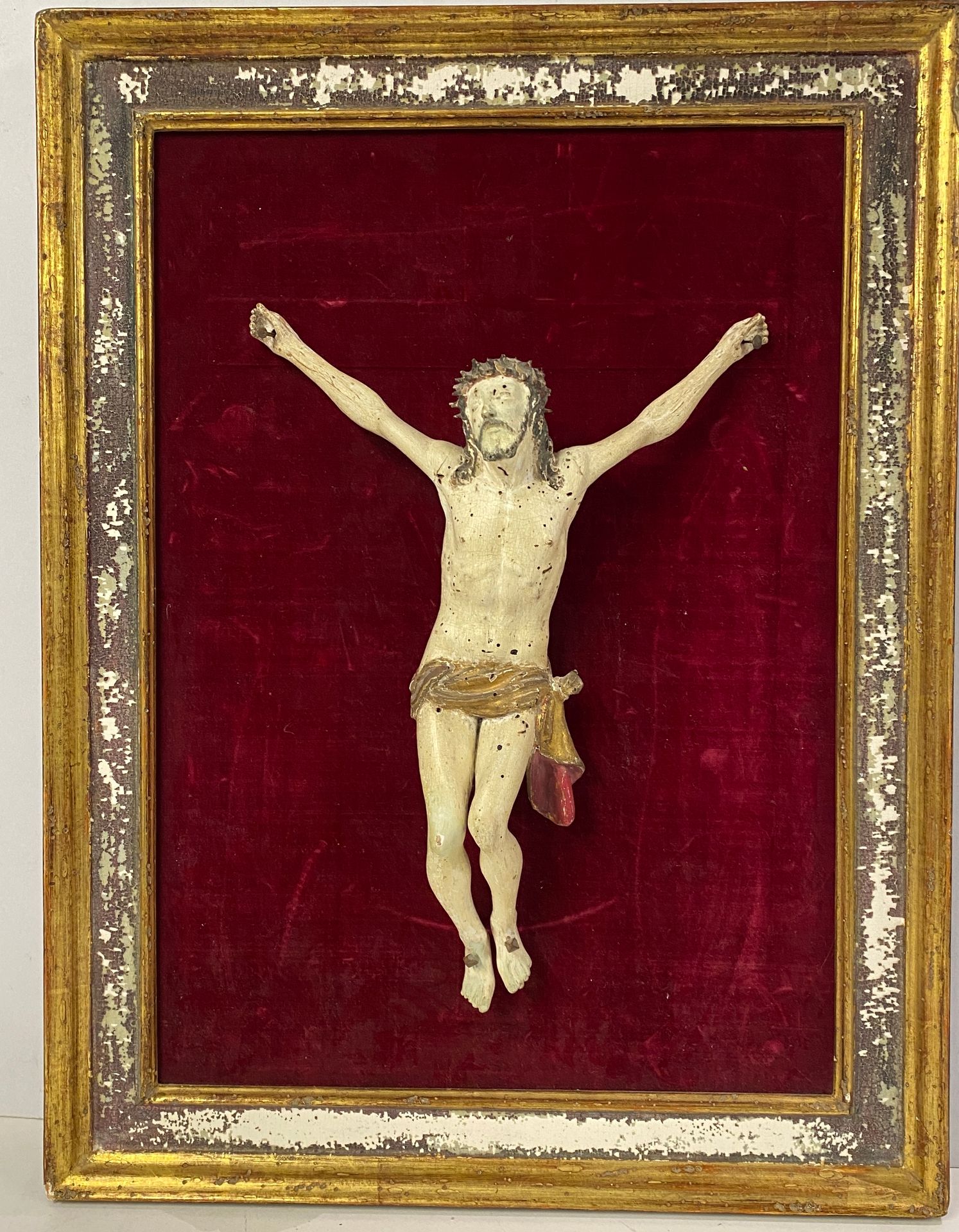 Null Christ en bois polychrome

H. : 30cm