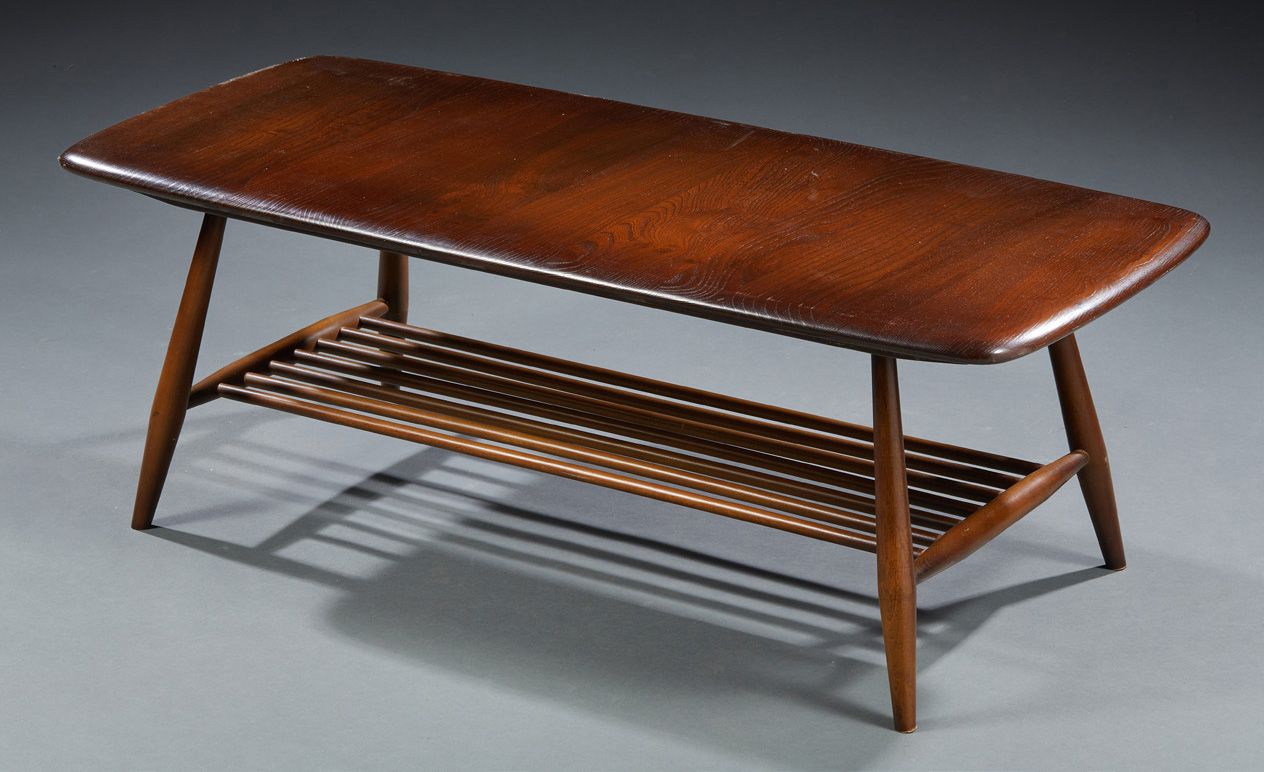 Travail anglais vers 1960 Table basse rectangulaire
Dim. : 35 x 101 x 45 cm