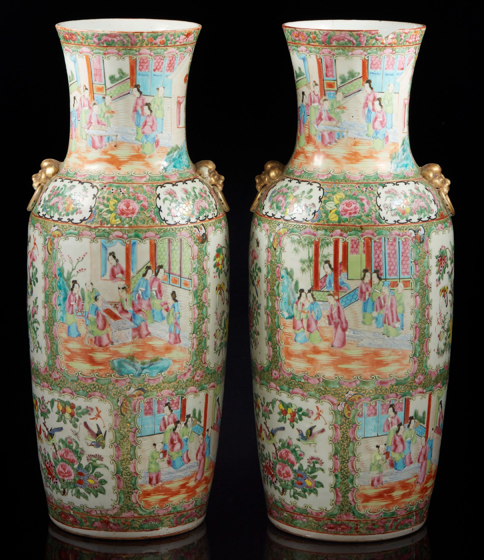 CHINE, vers 1900 Pair of porcelain vases and enamels of the pink family decorate&hellip;