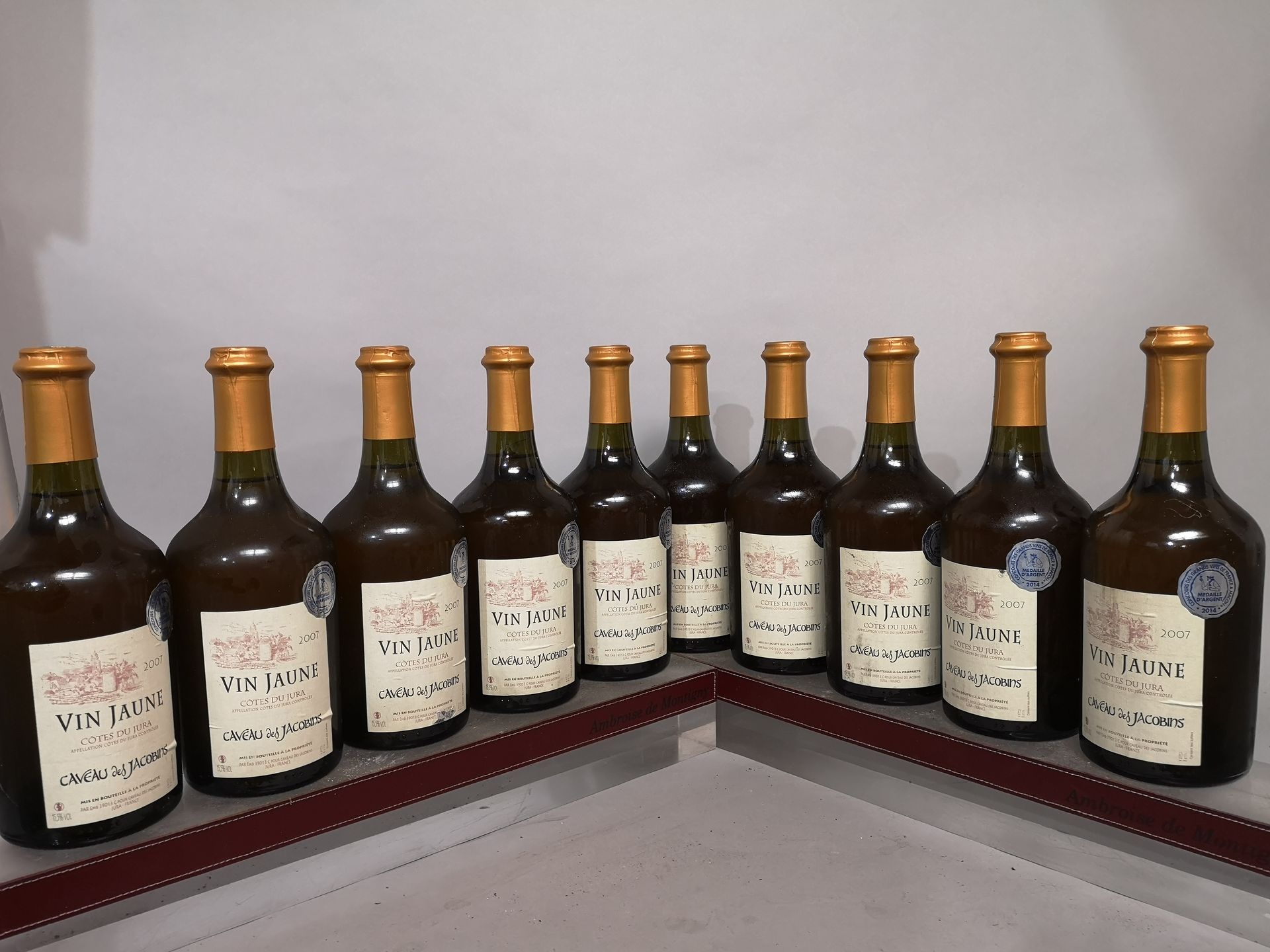 Null 10 bouteilles VIN JAUNE - Caveau des JACOBINS 2007 - Côtes du JURA