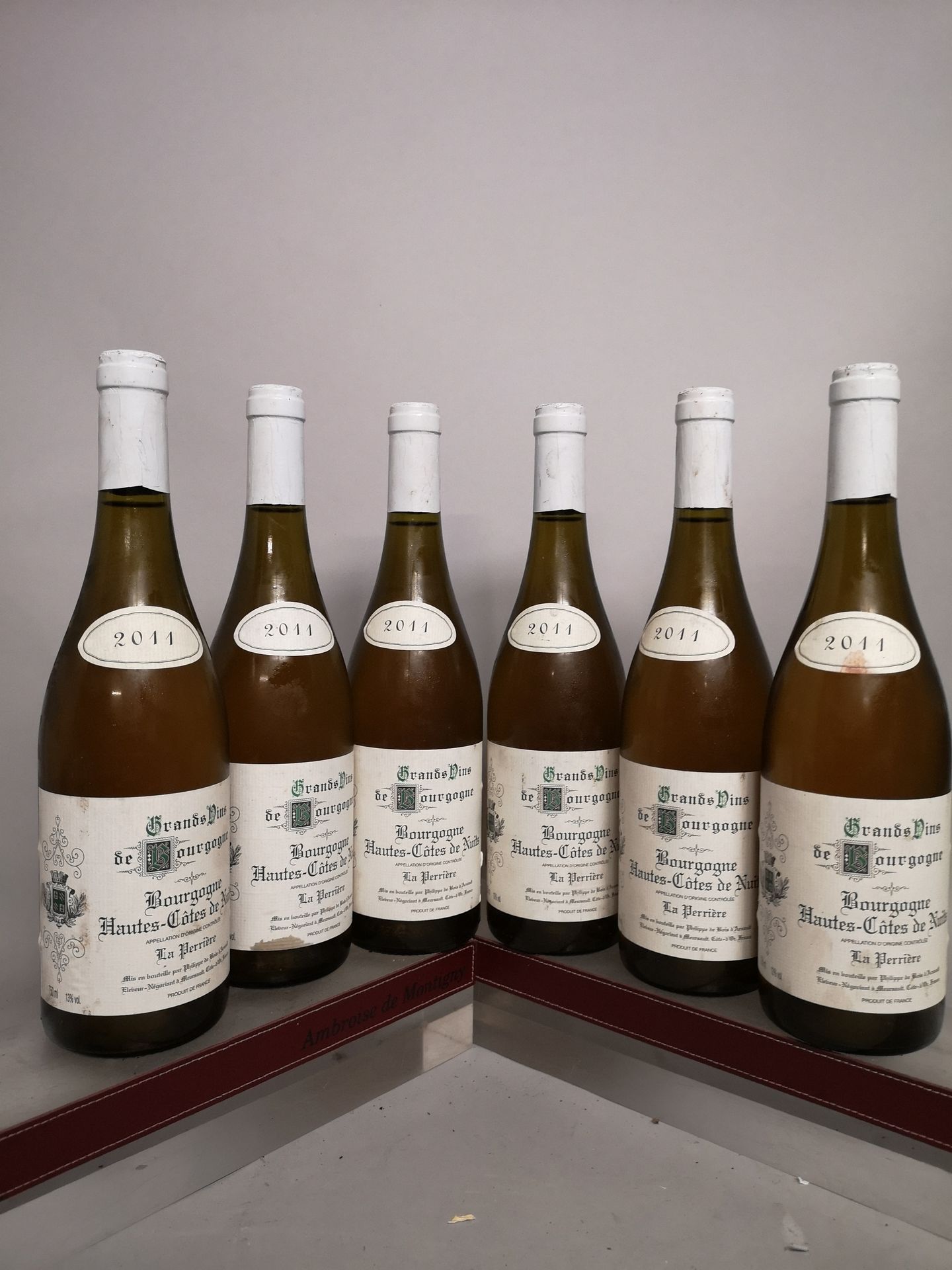 Null 6 bouteilles BOURGOGNE Hautes Côtes de Nuits Blanc "La Perrière" - Ph. De B&hellip;