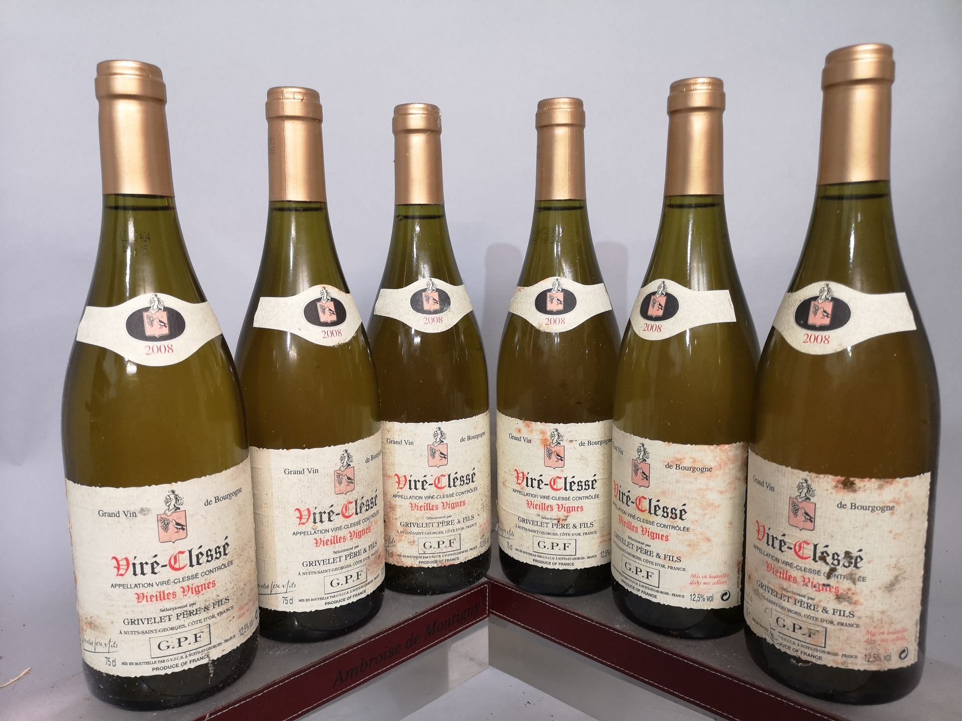 Null 6瓶 VIRE CLESSE Vieilles Vignes - GRIVELET Père & Fils 2008 

染色的标签。
