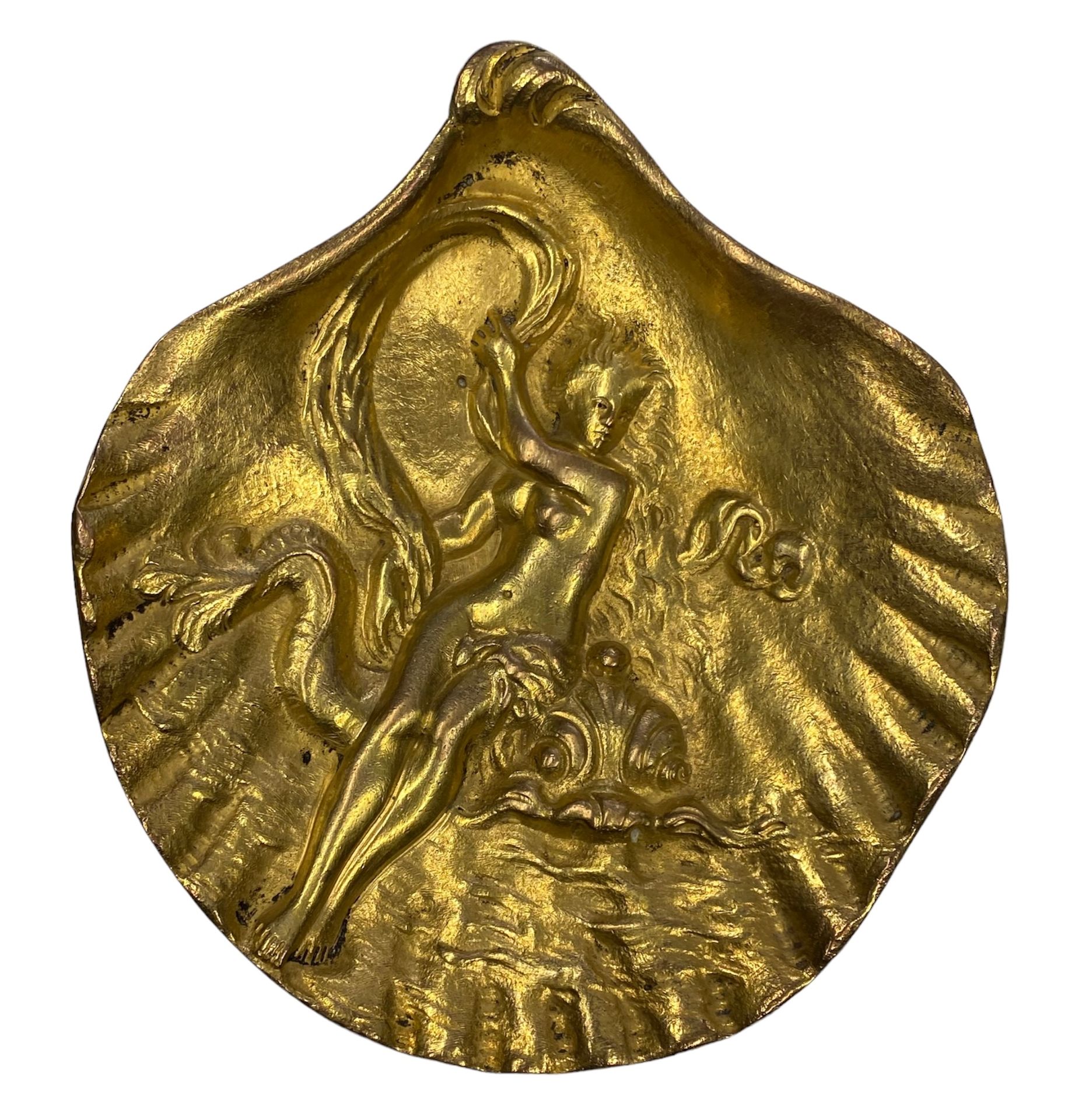 Null VIDE-POCHE en bronze doré, en forme de coquille reposant sur trois petits p&hellip;