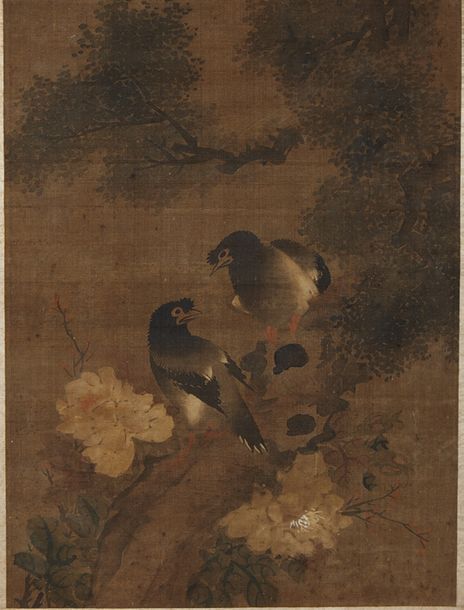 CHINE Deux peintures sur soie représentant des oiseaux.
XXe siècle.
Dim. : 33,5 &hellip;