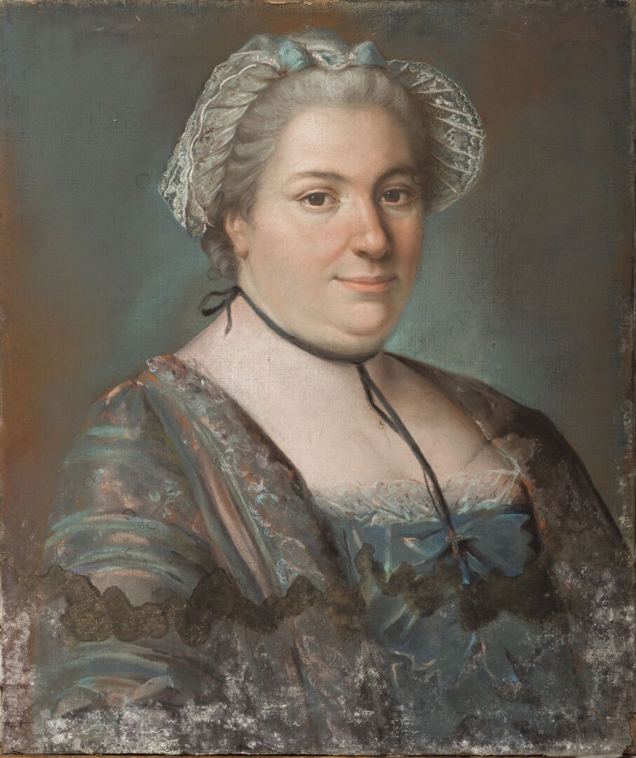 Null 18世纪的法国学校

戴着头巾的女人的肖像。

粉笔画，装在画布上。

高_59,7厘米，宽_50,2厘米，下部有事故标记。