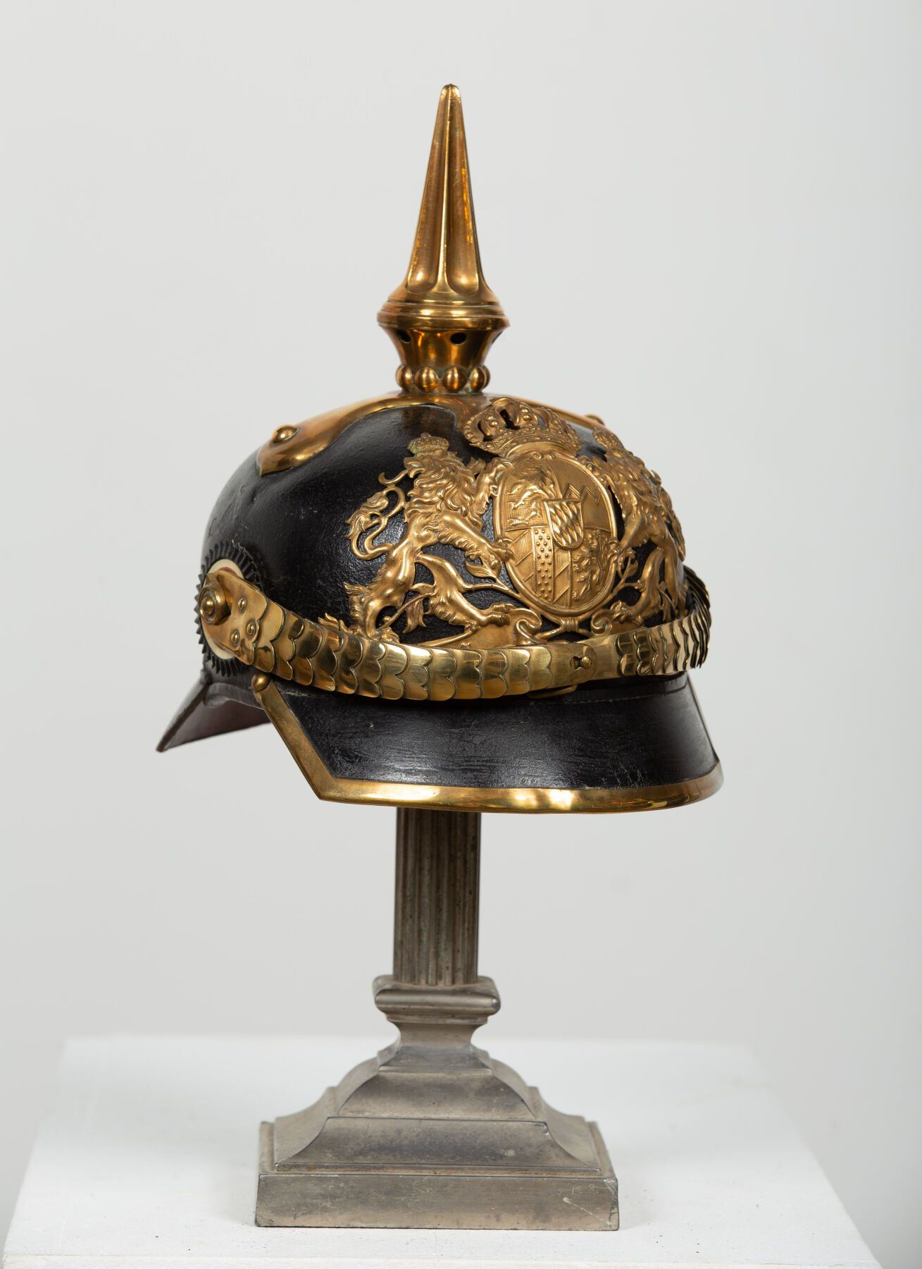 Null Casque du 2ème régiment d'artillerie de campagne bavaroise Modèle 1886-1896&hellip;
