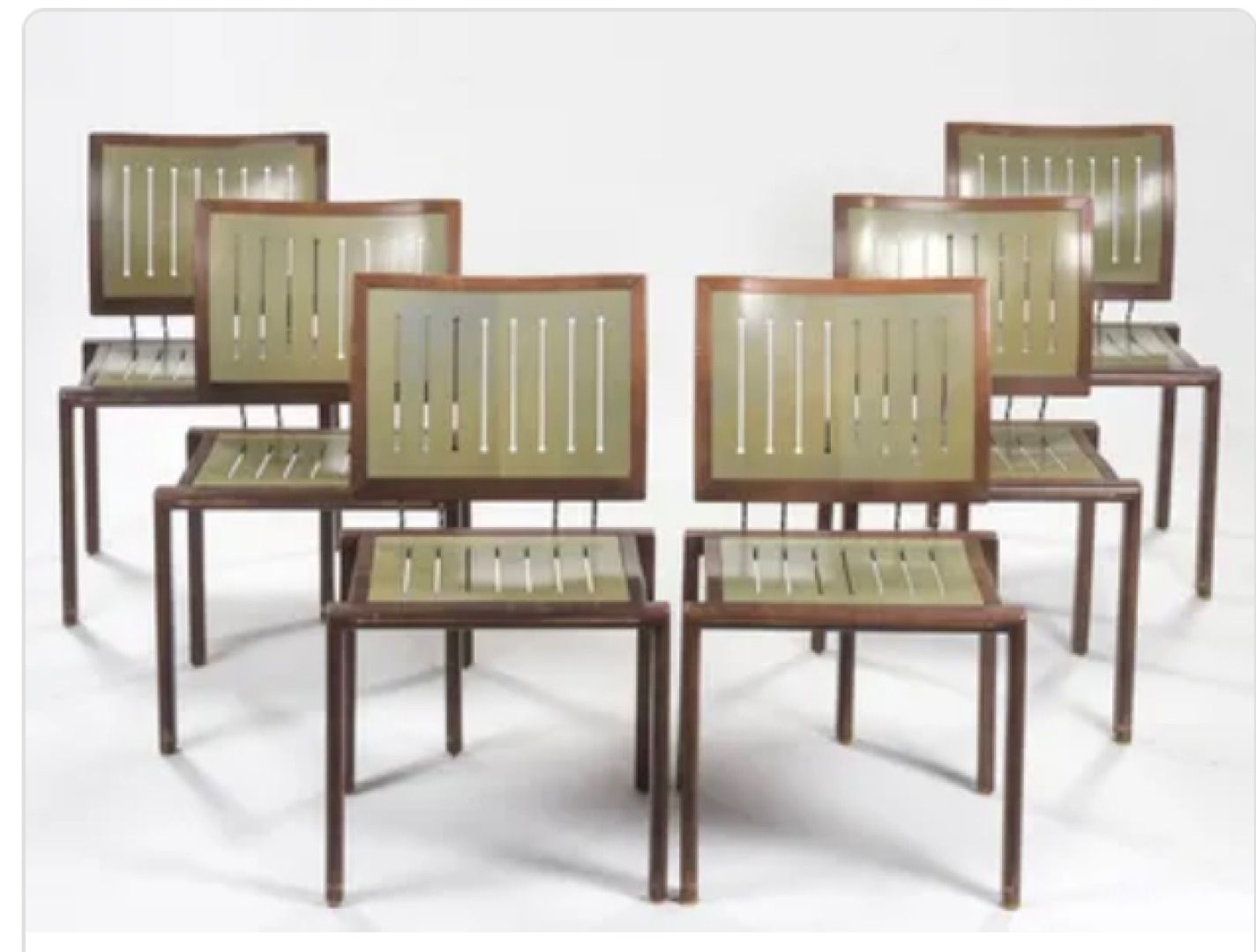 Null 
布鲁诺-雷伊（1935-2019）和查尔斯-波林代表迪迪克公司 




Quadro W型 - 1989年




一套6把椅子，橄榄色和淡紫色染&hellip;