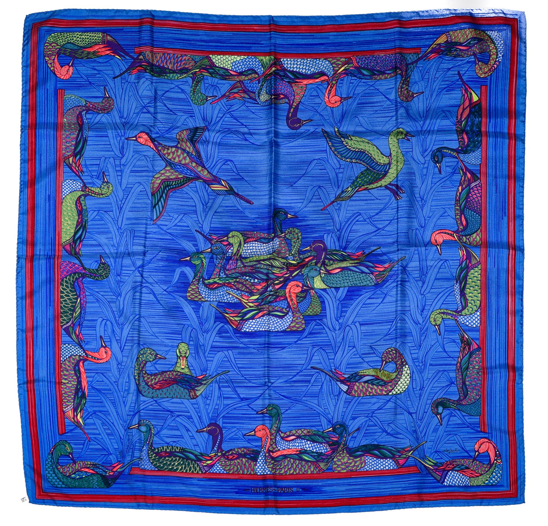 Hermès Quadrato di saia "La Mare aux Canards



90 cm quadrati in twill di seta &hellip;