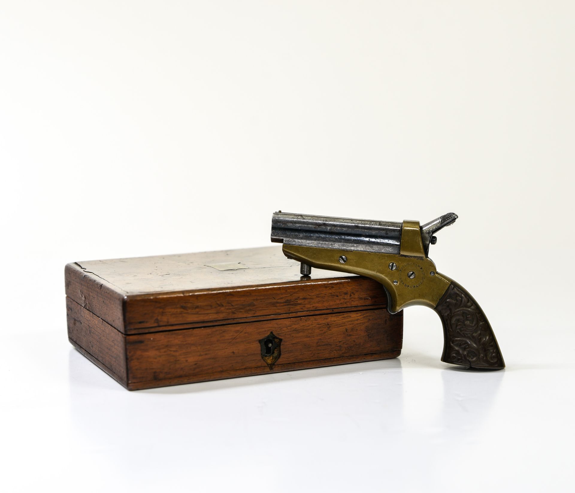 Pistolet Sharp's ENGLAND, CA. 1860

Sharp's pistol



Four 6mm barrels, rotating&hellip;