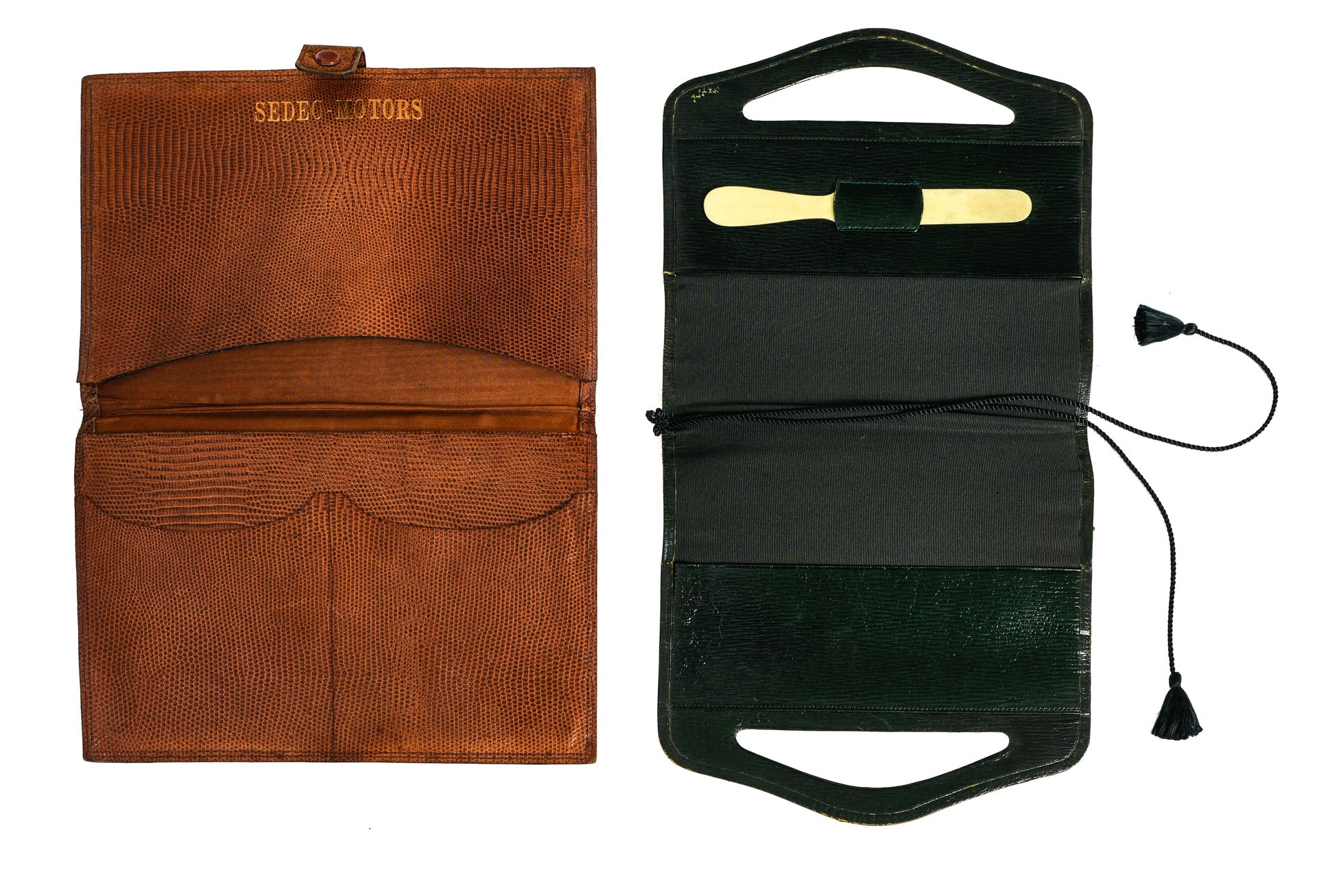 Deux porte-documents Two document holders



green leather and brown leather, on&hellip;