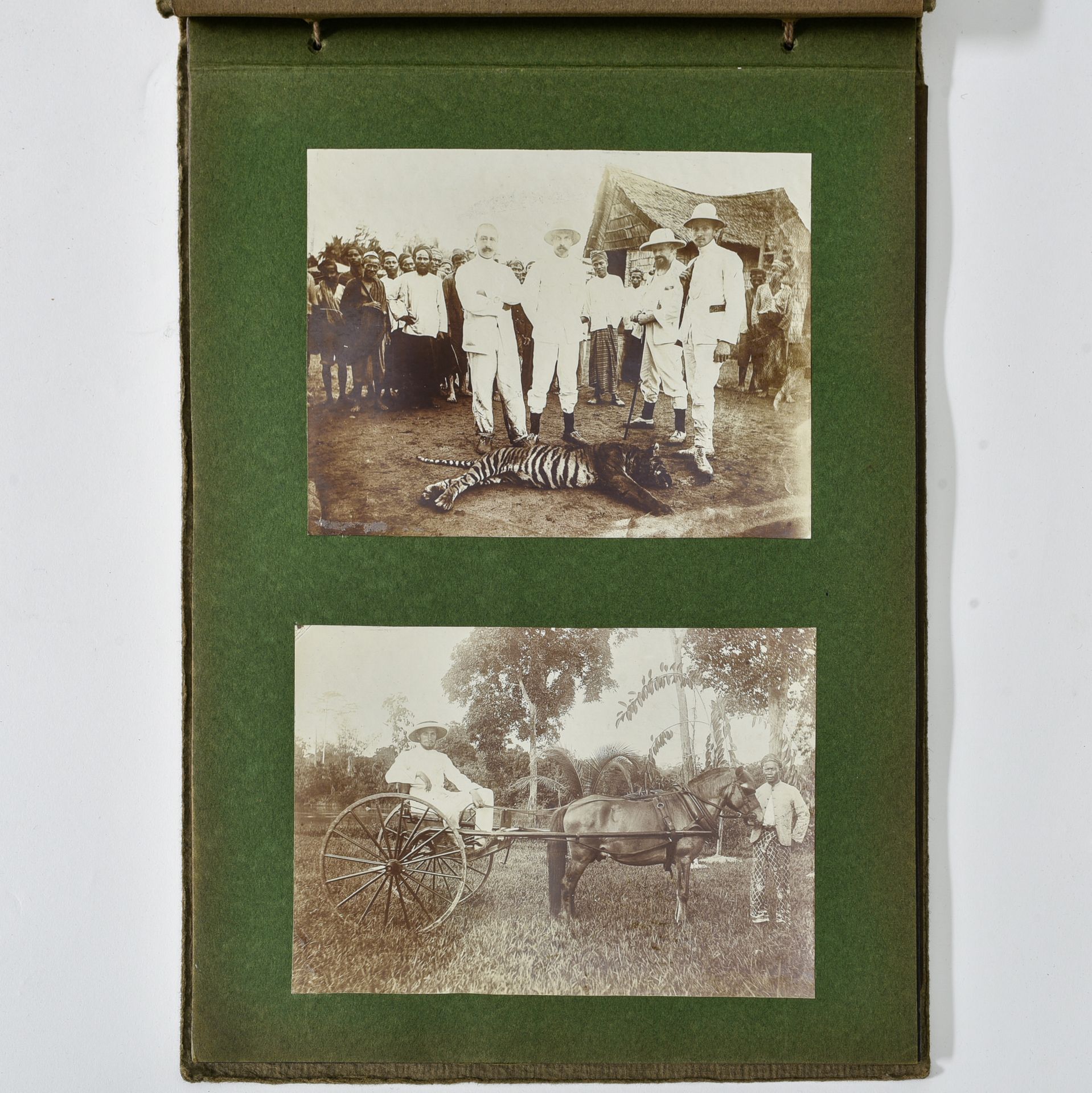 Album de photographies anciennes INDONESIA E BELGIO INTORNO AL 1900

Album di ve&hellip;