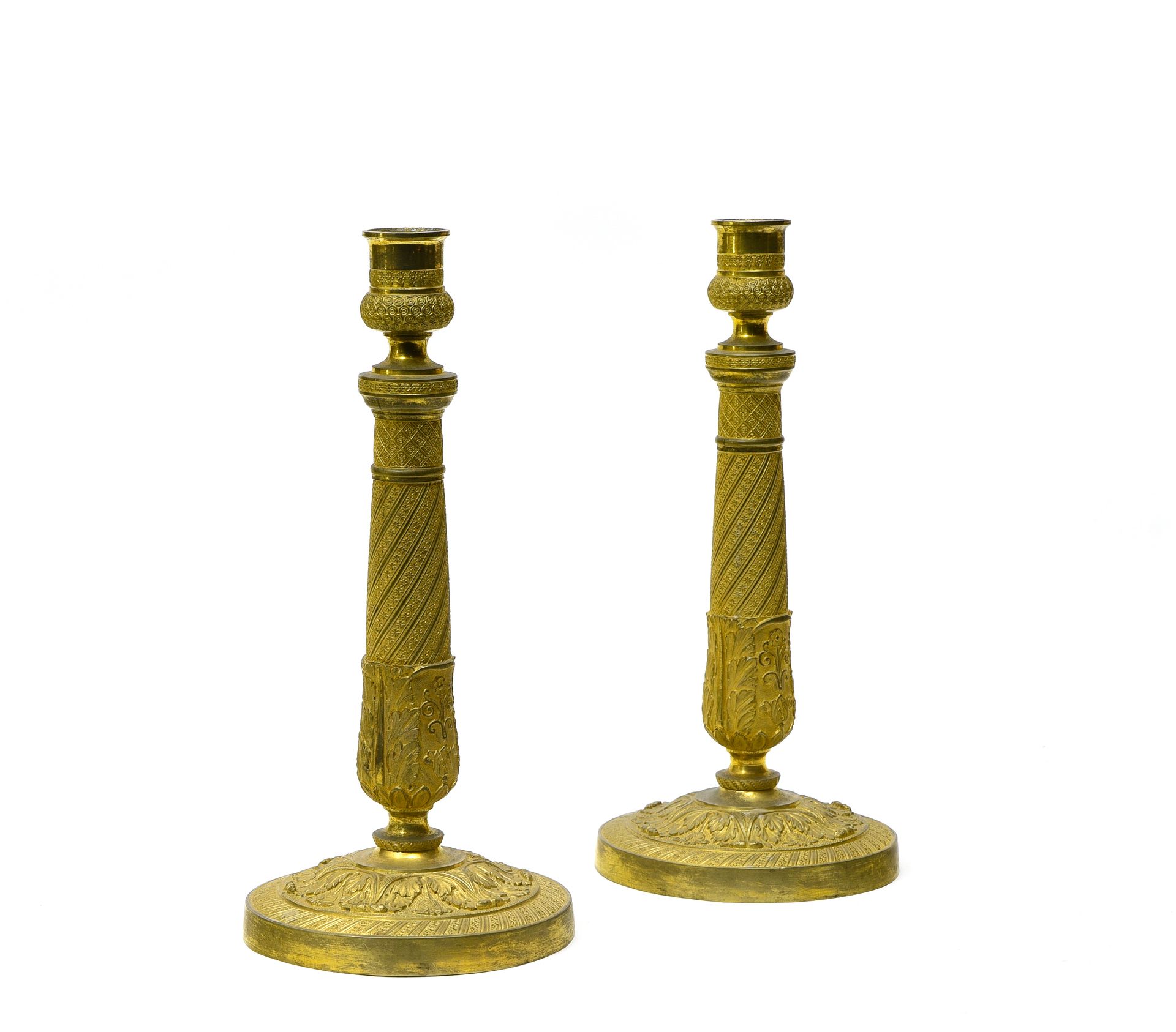 Null EPOQUE CHARLES X

Paire de bougeoirs



En bronze doré. 

 H : 27,5 cm