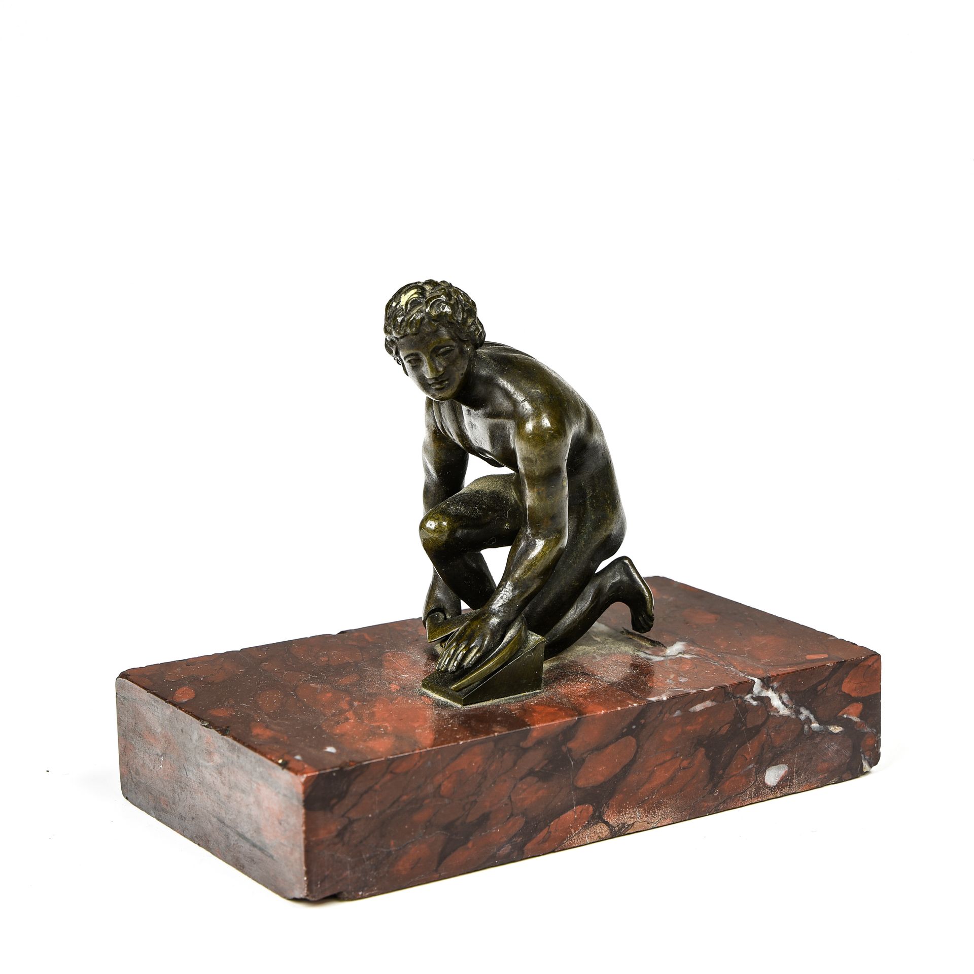 Null TRAVAIL XIXE

Jeune homme nu meulant une faucille



sculpture en bronze à &hellip;