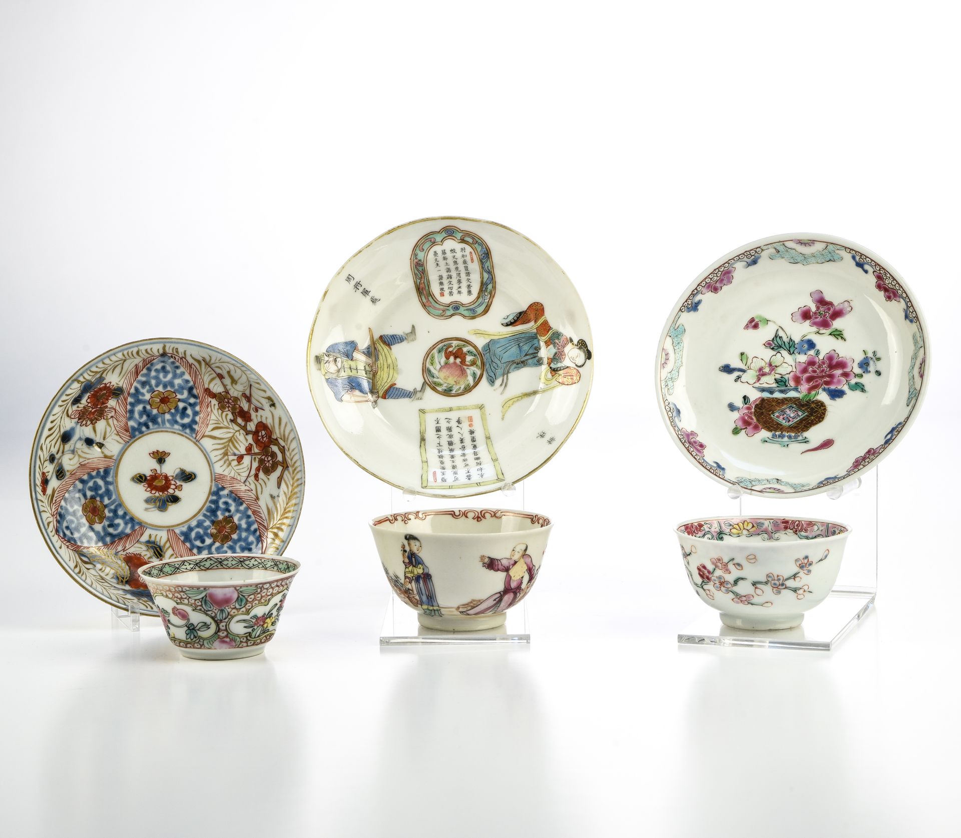Null 中国，印度公司--乾隆时期（1736-1795）。

三种冰糕和三个展示架



珐琅彩和伊万里珐琅彩瓷器，有牡丹、人物和传说中的英雄（有道光款）。
&hellip;