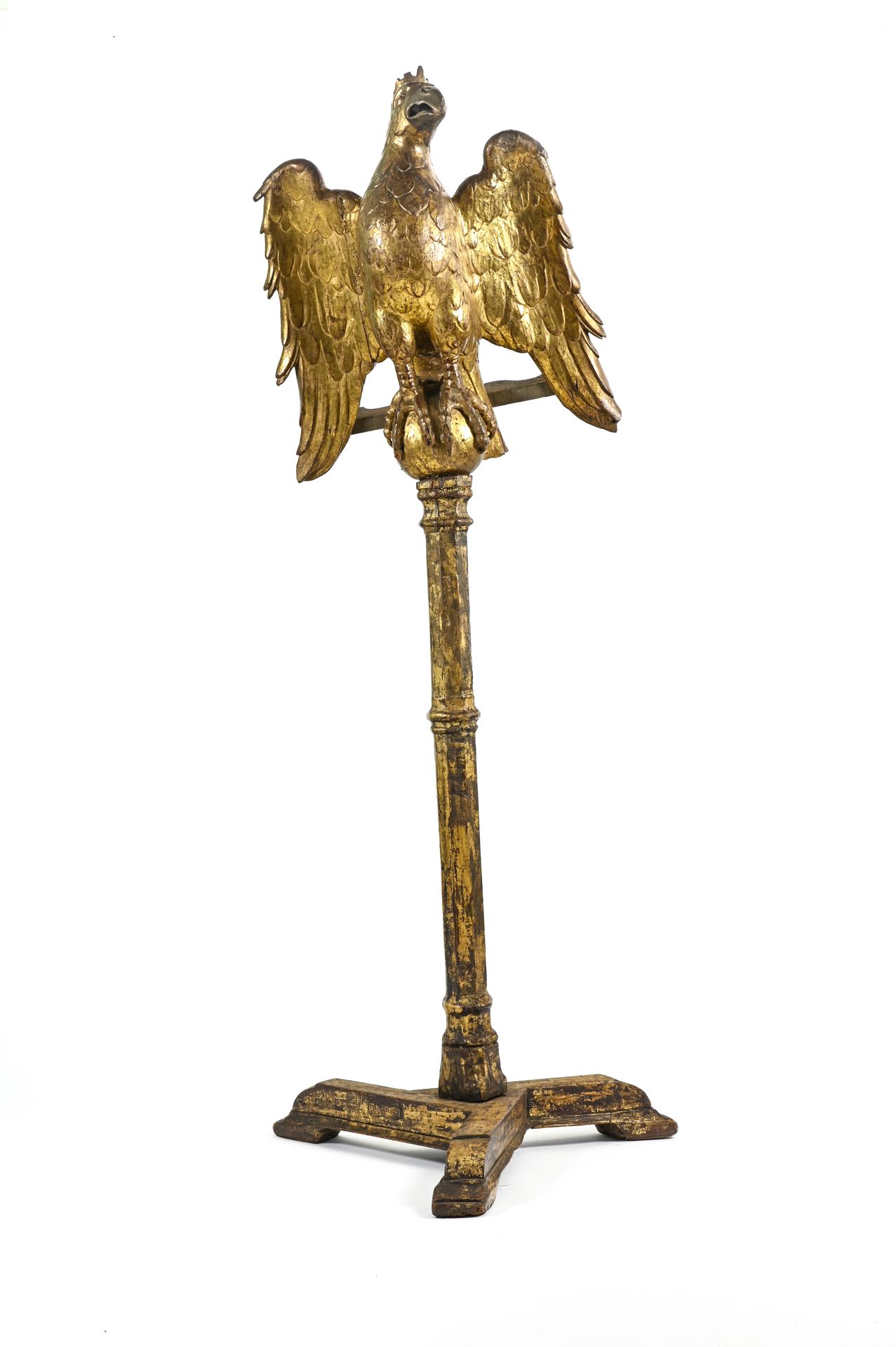 Lutrin monumental à l'aigle Very large lectern with an eagle

18TH CENTURY WORK
&hellip;