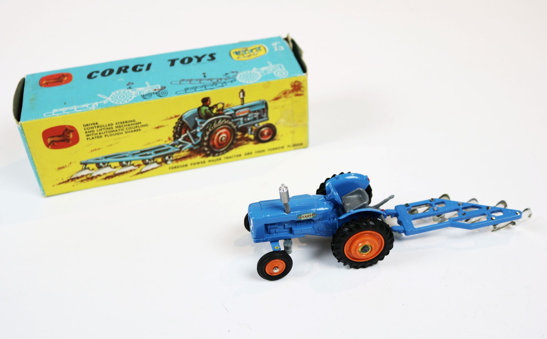 CORGI TOYS CORGI TOYS

Tracteur FORDSON POWER MAJOR avec accessoire de labour GI&hellip;