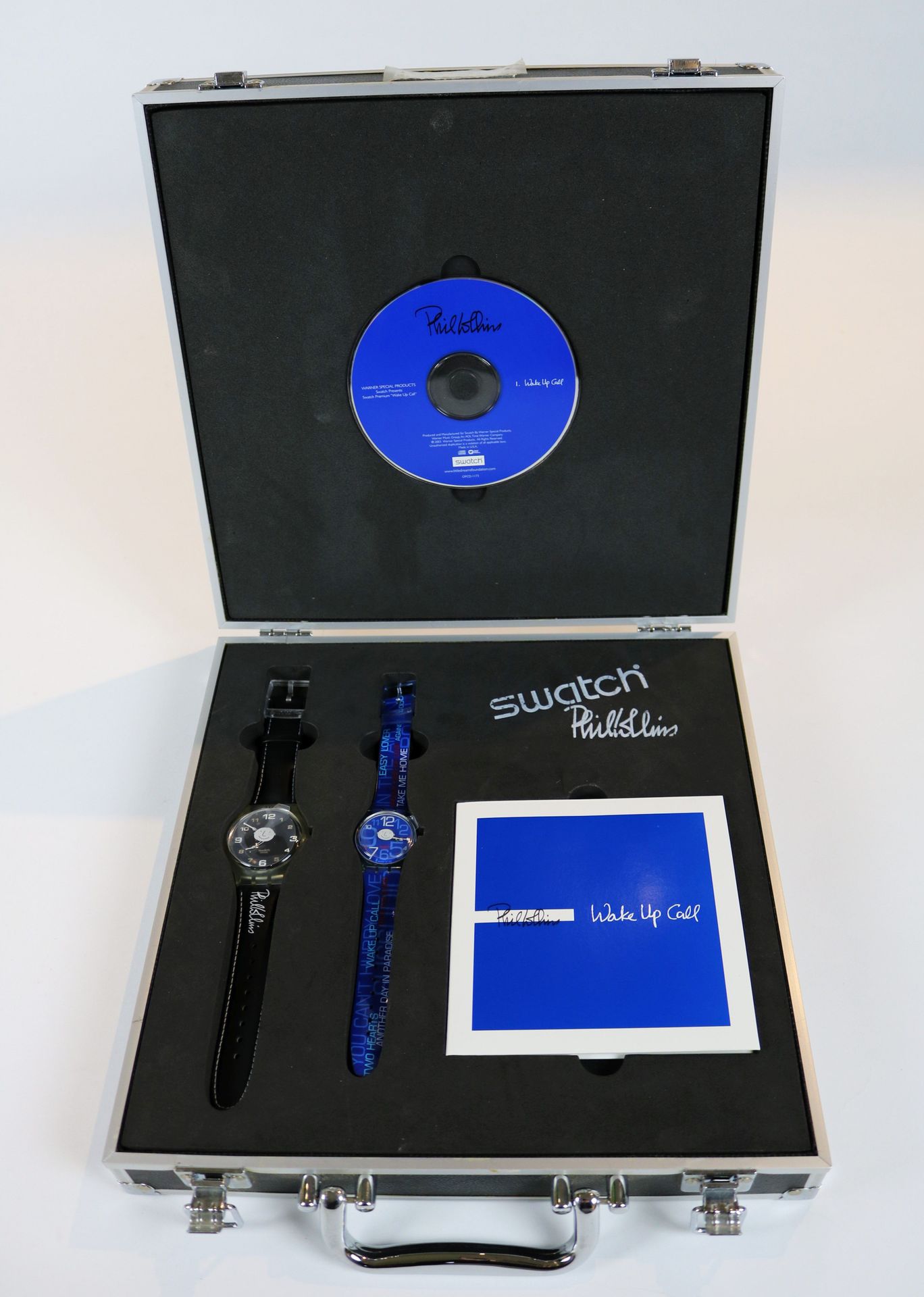 SWATCH SWATCH

Coffret Phil Collins



Phil Collins suitcase, réf. GZS08, 2002, &hellip;