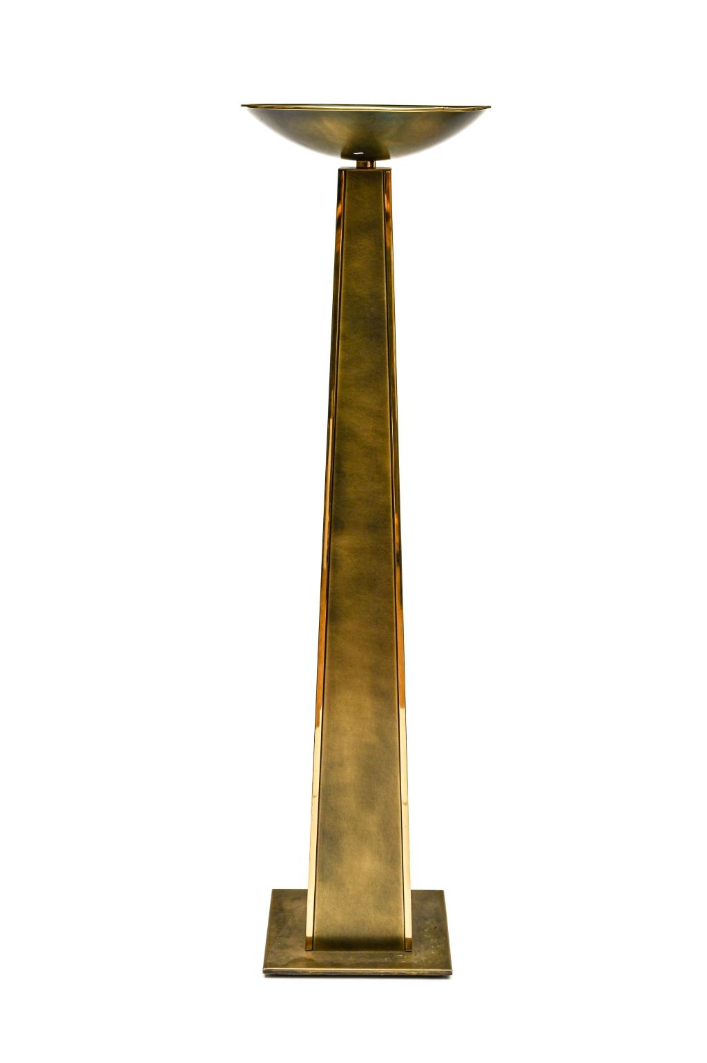 Null BELGO CHROME
Lampadaire de parquet, circa 1975

en laiton
 H : 179 cm l : 4&hellip;