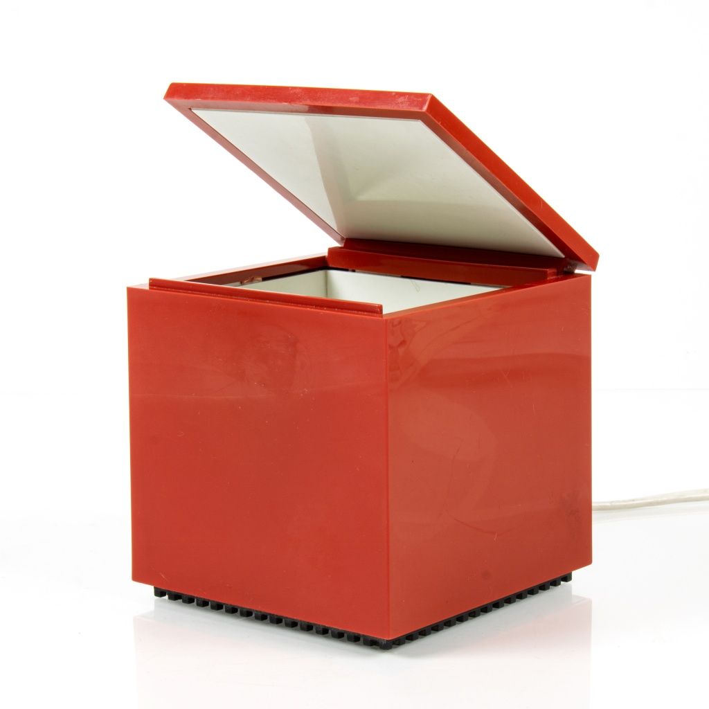 CINI & NILS - OPI MILANO CINI & NILS - OPI MILANO
Lampe de table cube modèle Cub&hellip;