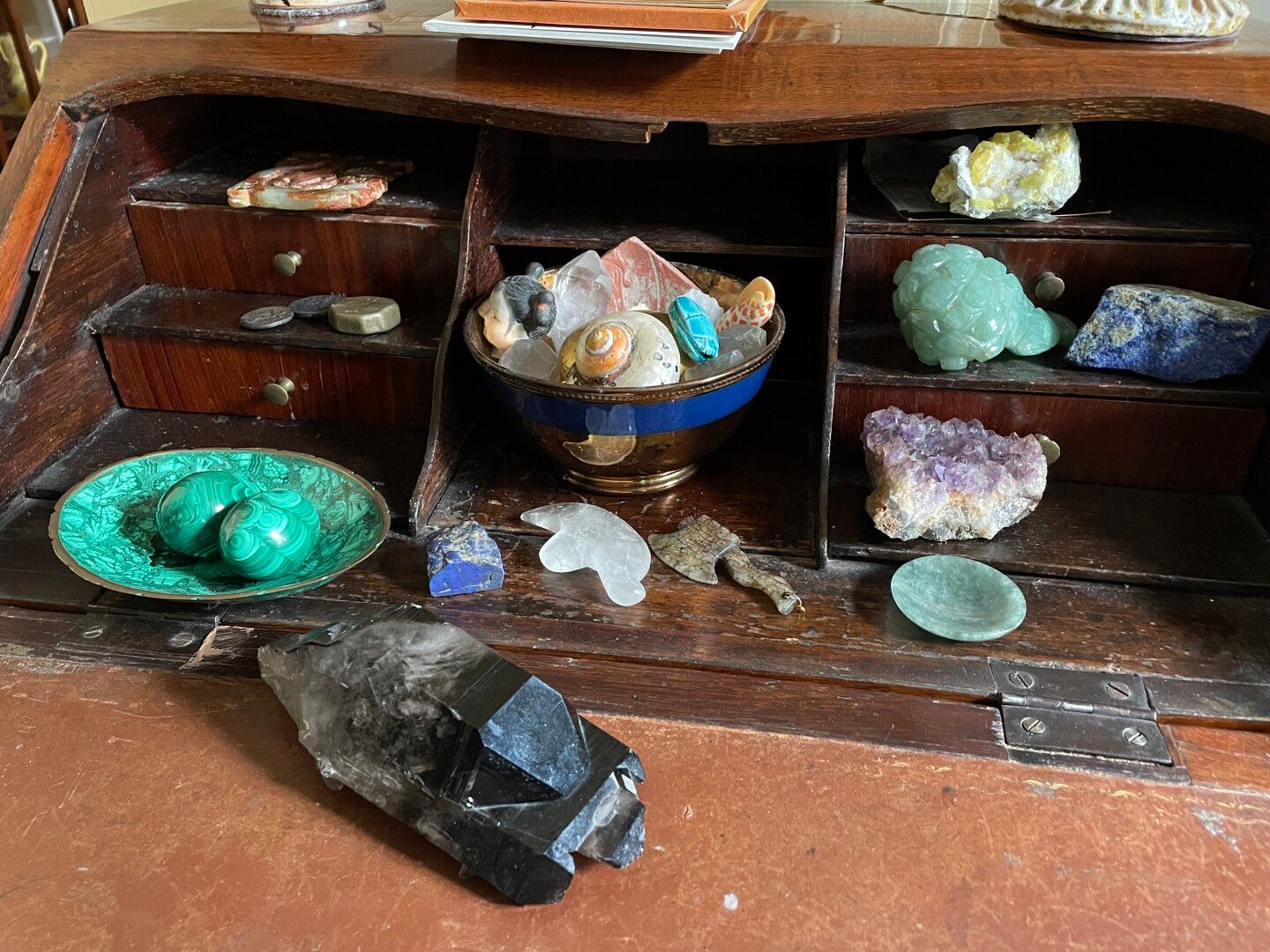 Null Conjunto de cristales, piedras duras y copa de malaquita.