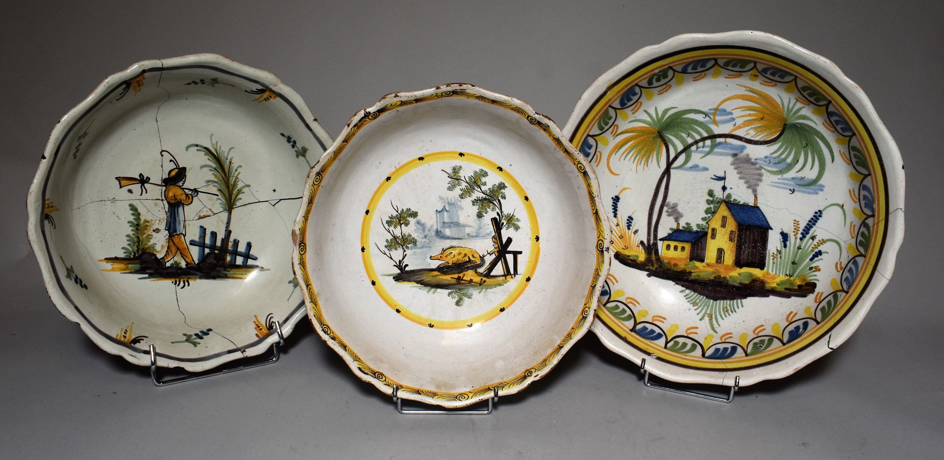 Null NIVERNAIS: THREE JATTERS in polychrome earthenware decorated with a charact&hellip;
