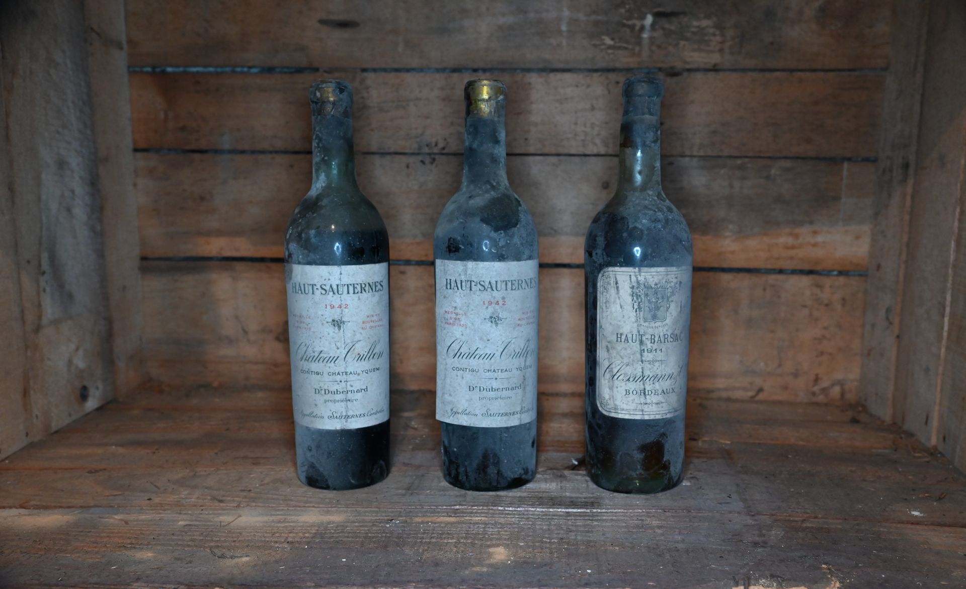 Null 2 bouteilles Château Crillon Haut Sauternes 1942. 
Joint 1 bouteille Haut B&hellip;