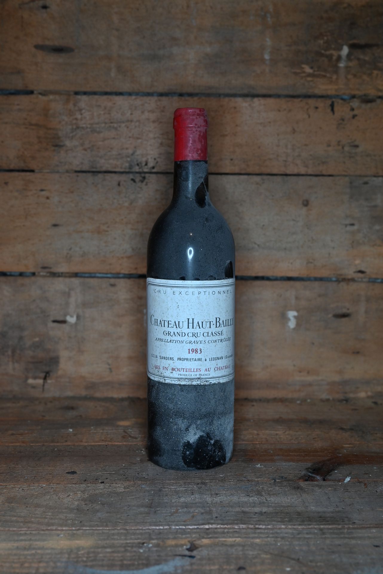 Null 11 bouteilles Château Haut Bailly Graves GC 1983.

L’état des étiquettes, d&hellip;
