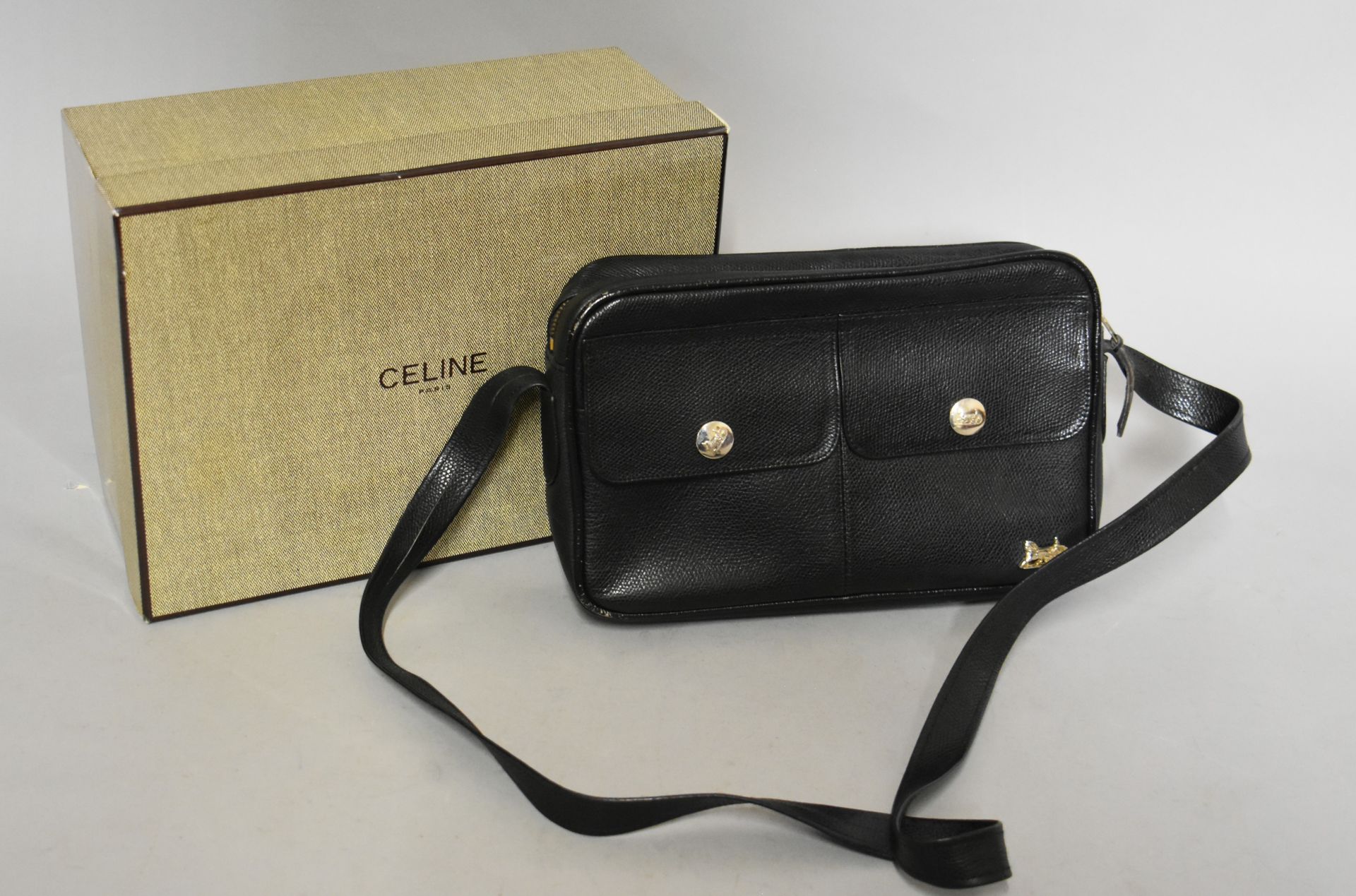 Null CELINE: Black leather shoulder handbag (wear). In box.