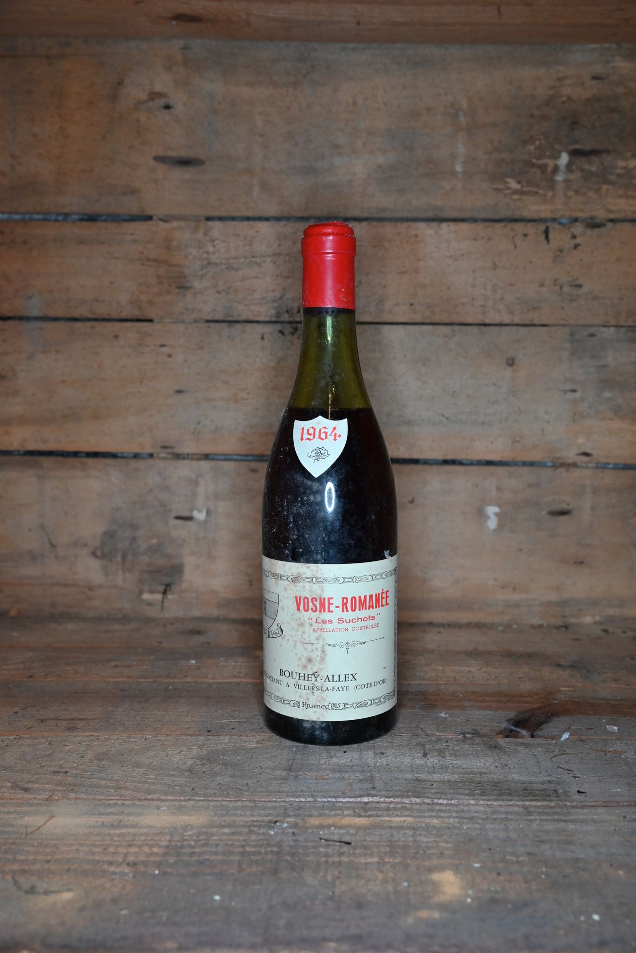 Null 10 bottles Vosne-Romanée Les Suchots Bouthey-Alex 1964. 

The condition of &hellip;