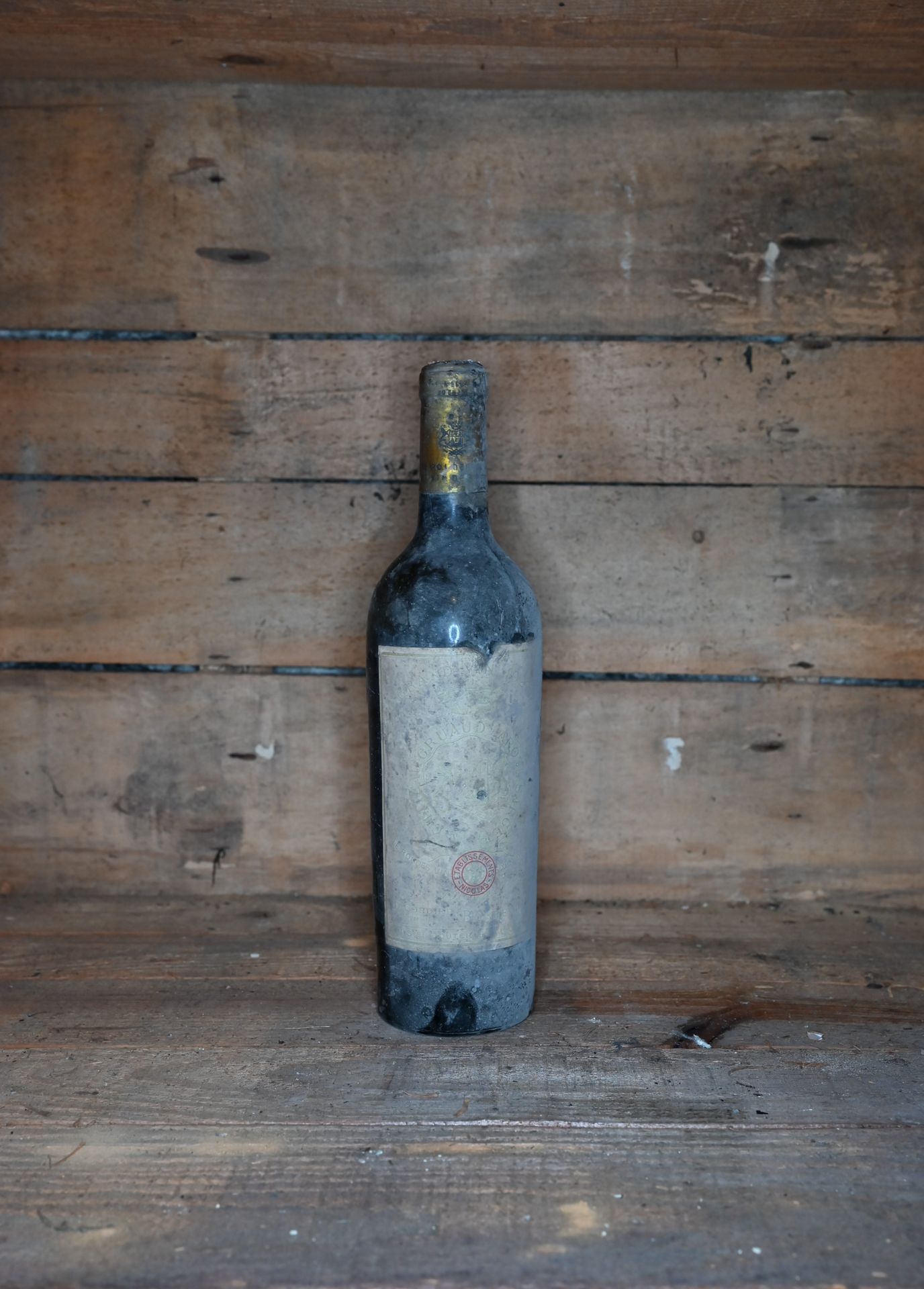 Null 1 bouteille Château Gruau Larose St Julien 1928. 

L’état des étiquettes, d&hellip;