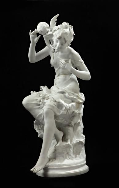 Louis Auguste Moreau (1855-1919) Statue en biscuit représentant un Amour confide&hellip;