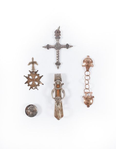 Null LOT argent : croix jeannette, châtelaine, boucle, pendentif Saint Esprit, b&hellip;