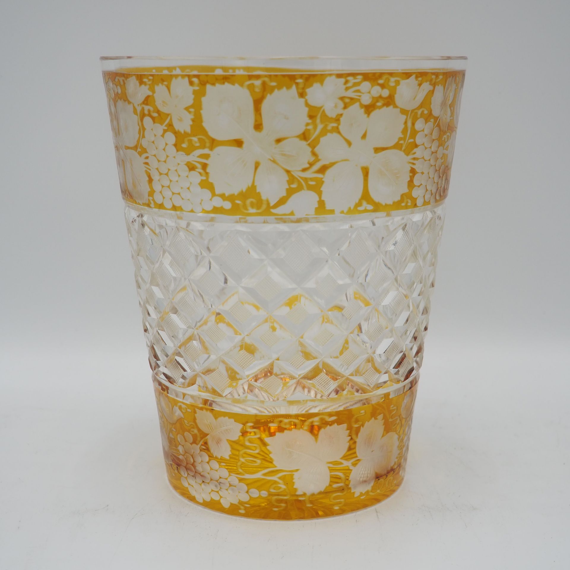 BOHEME Bohemia : Art-Deco vase, clear cut crystal and yellow lining, frieze deco&hellip;