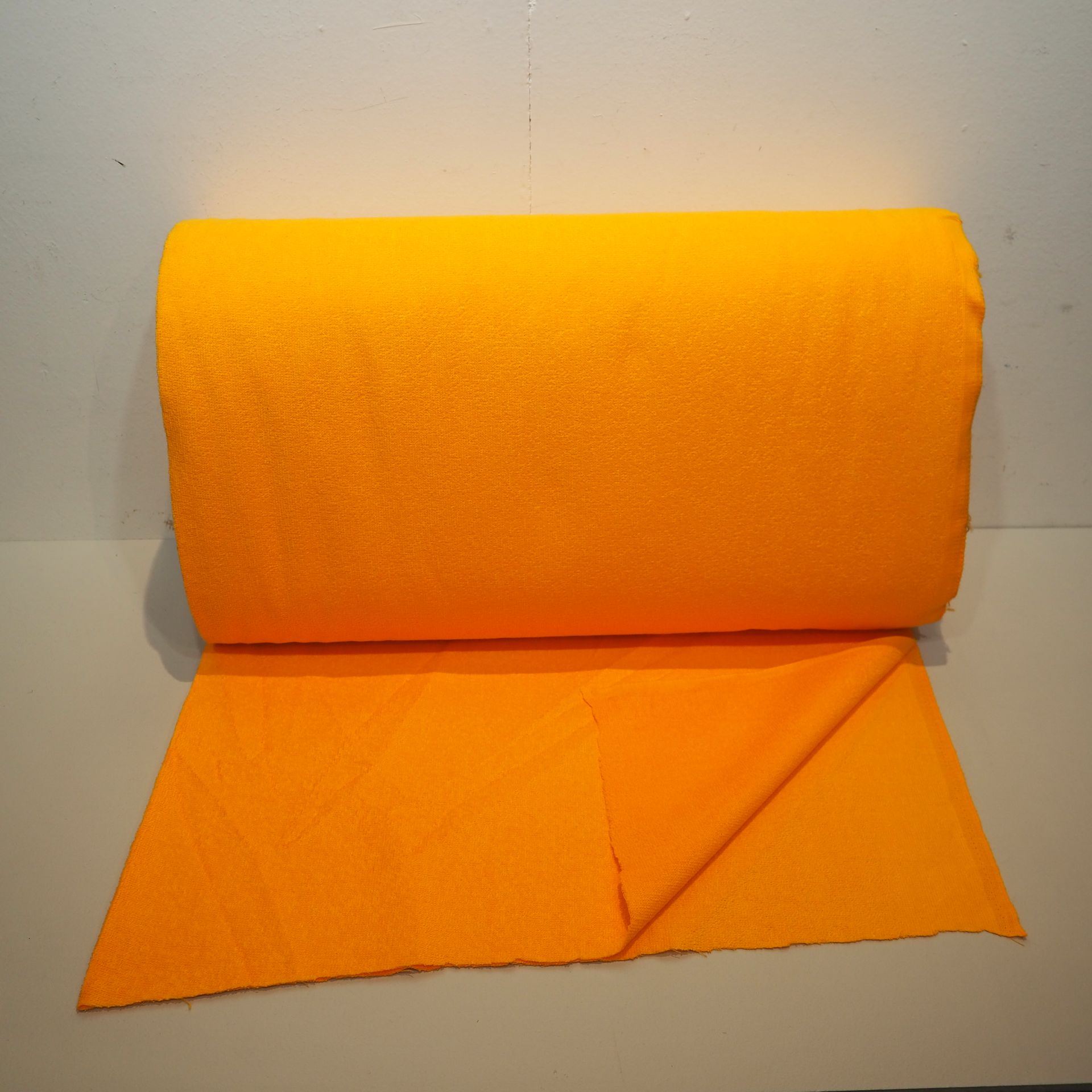 Null Taglio di tessuto tinta unita arancione chiaro circa 1970, 100% cotone, L: &hellip;