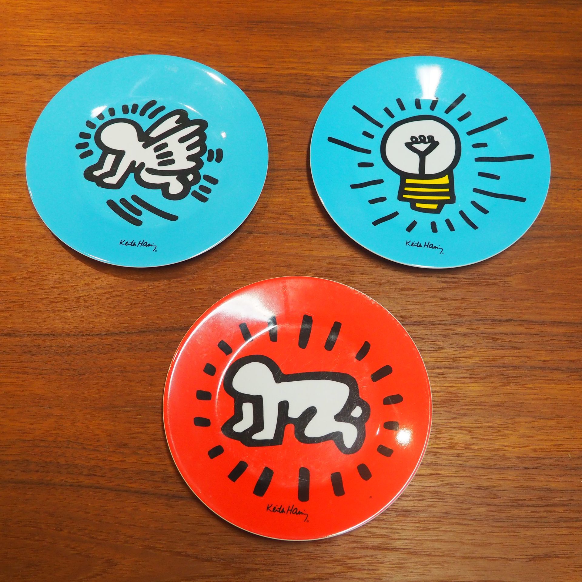 HARING Keith Haring Keith / Platex Eclusive French Design : 一套3个盘子，塑料三聚氰胺，（2个蓝色和&hellip;