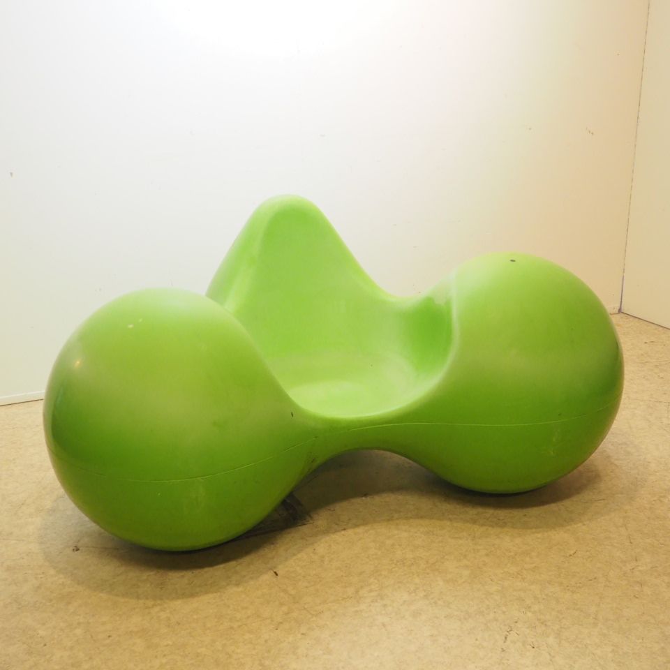 Eero Arnio (1932) Eero Arnio (1932) / Adelta: Armchair, "Tomato", year 1971, gla&hellip;