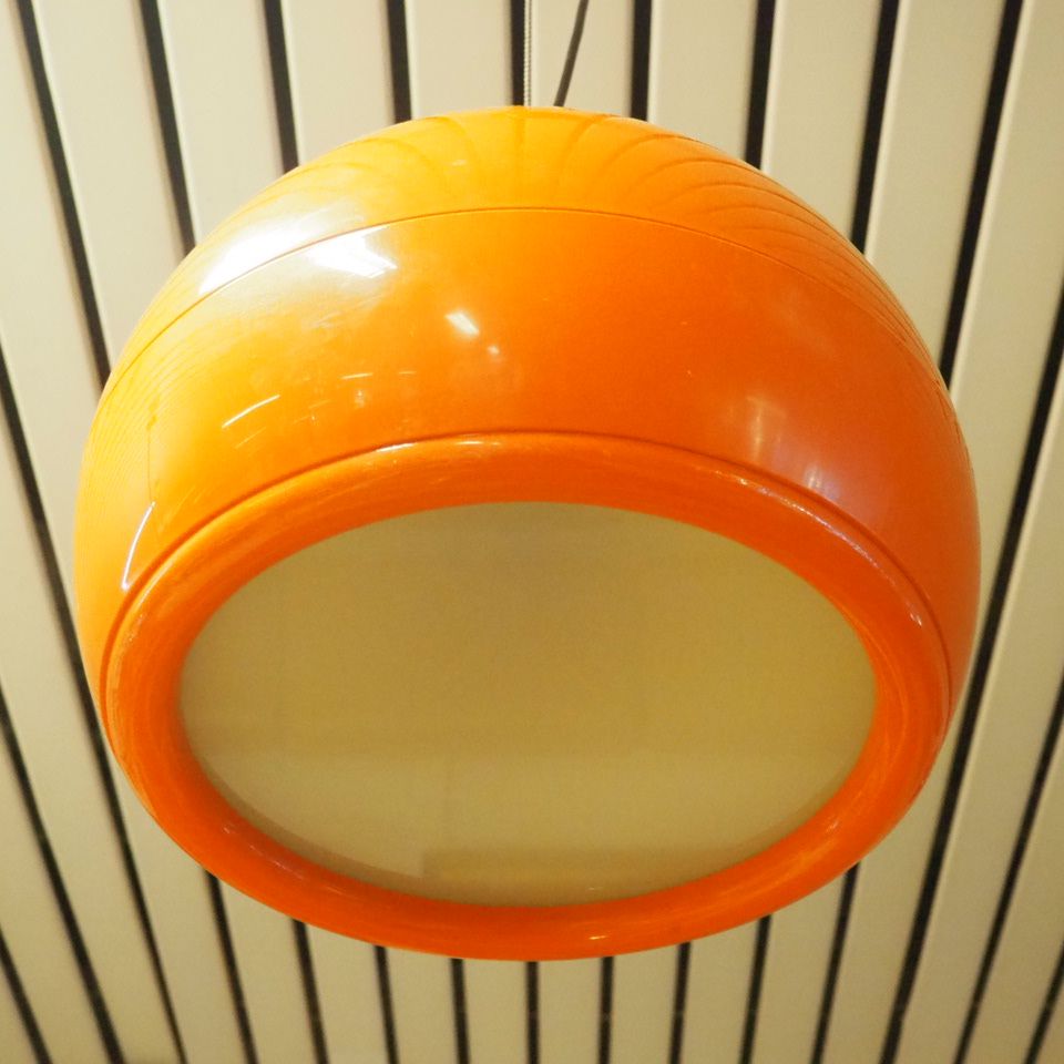Tetrarch Tetrarch / Artemide: 球形悬架，Pallade模型，橙色ABS塑料和磨砂玻璃导流板，可调节，直径：40厘米