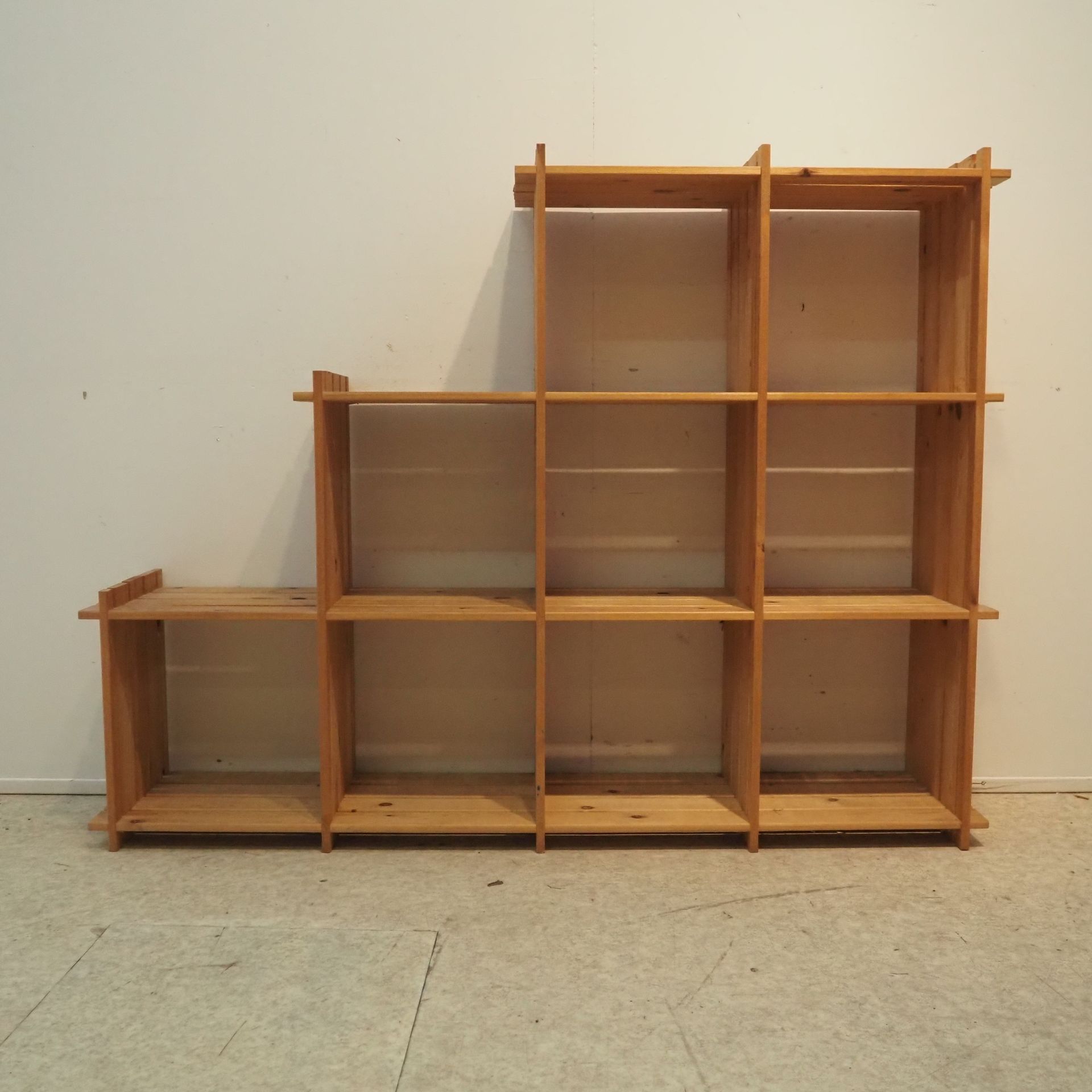 Etagère bibliothèque moderne modulable horizontal ou vertical 现代模块化书柜，水平或垂直：实心松木&hellip;