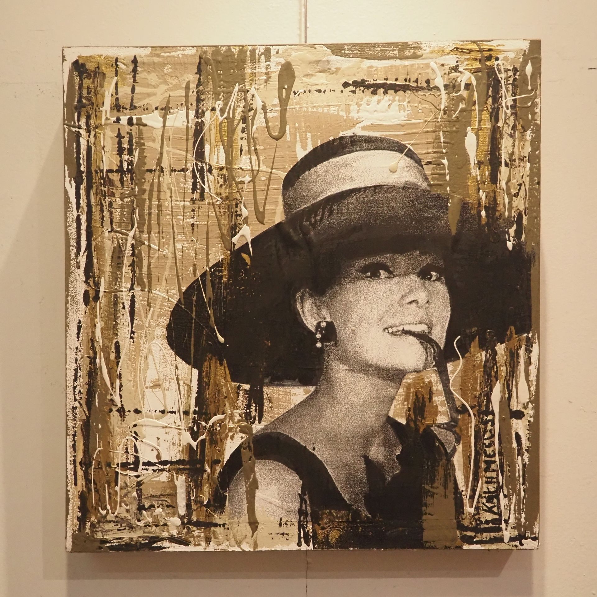 Technique mixte Mixed media, portrait of Audrey Hepburn on offset paper enhanced&hellip;